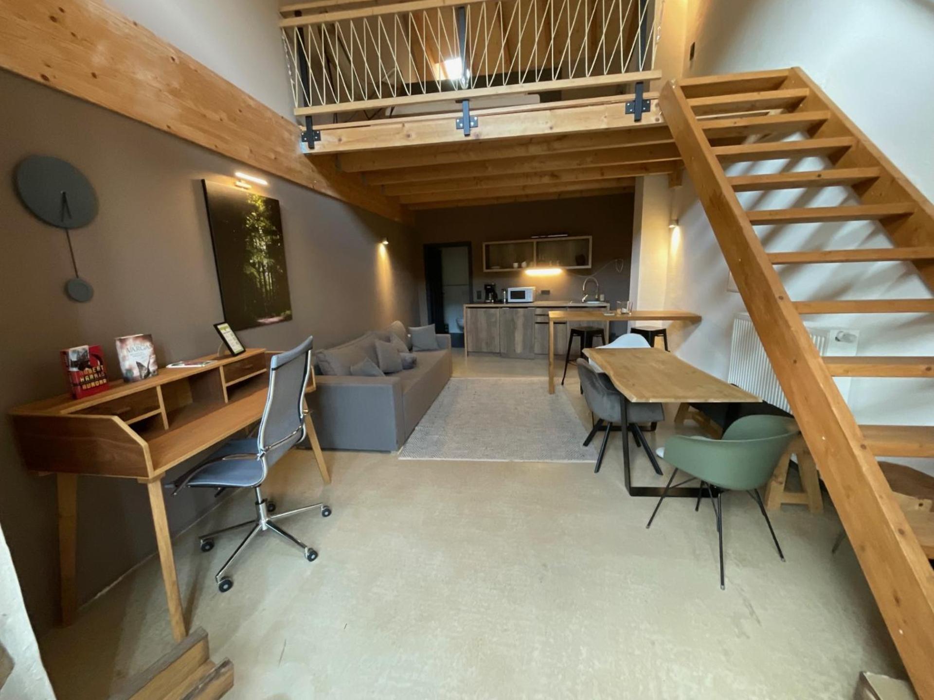 Loft - Photo 4