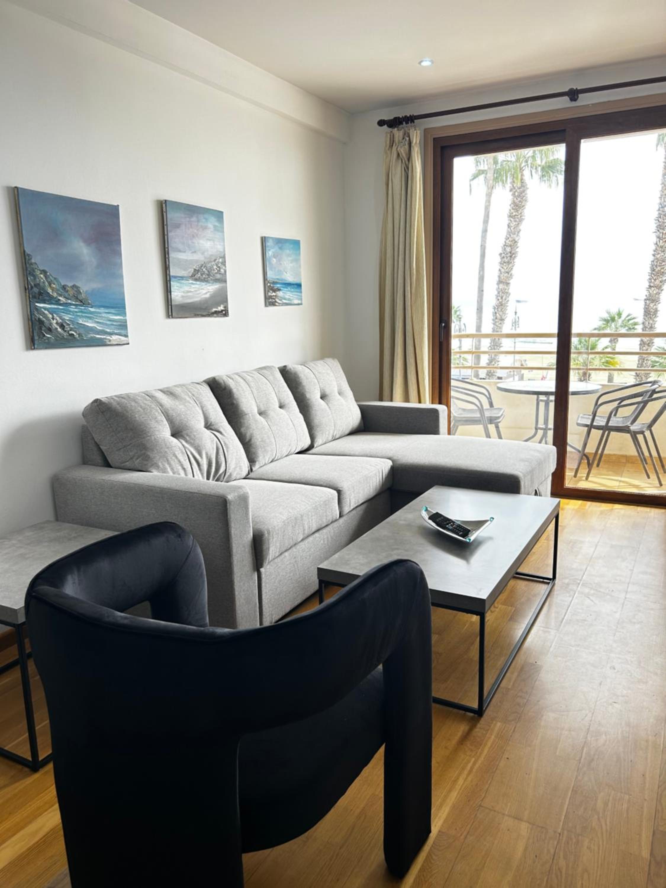 Two-Bedroom Apartment with Sea View - Photo 1