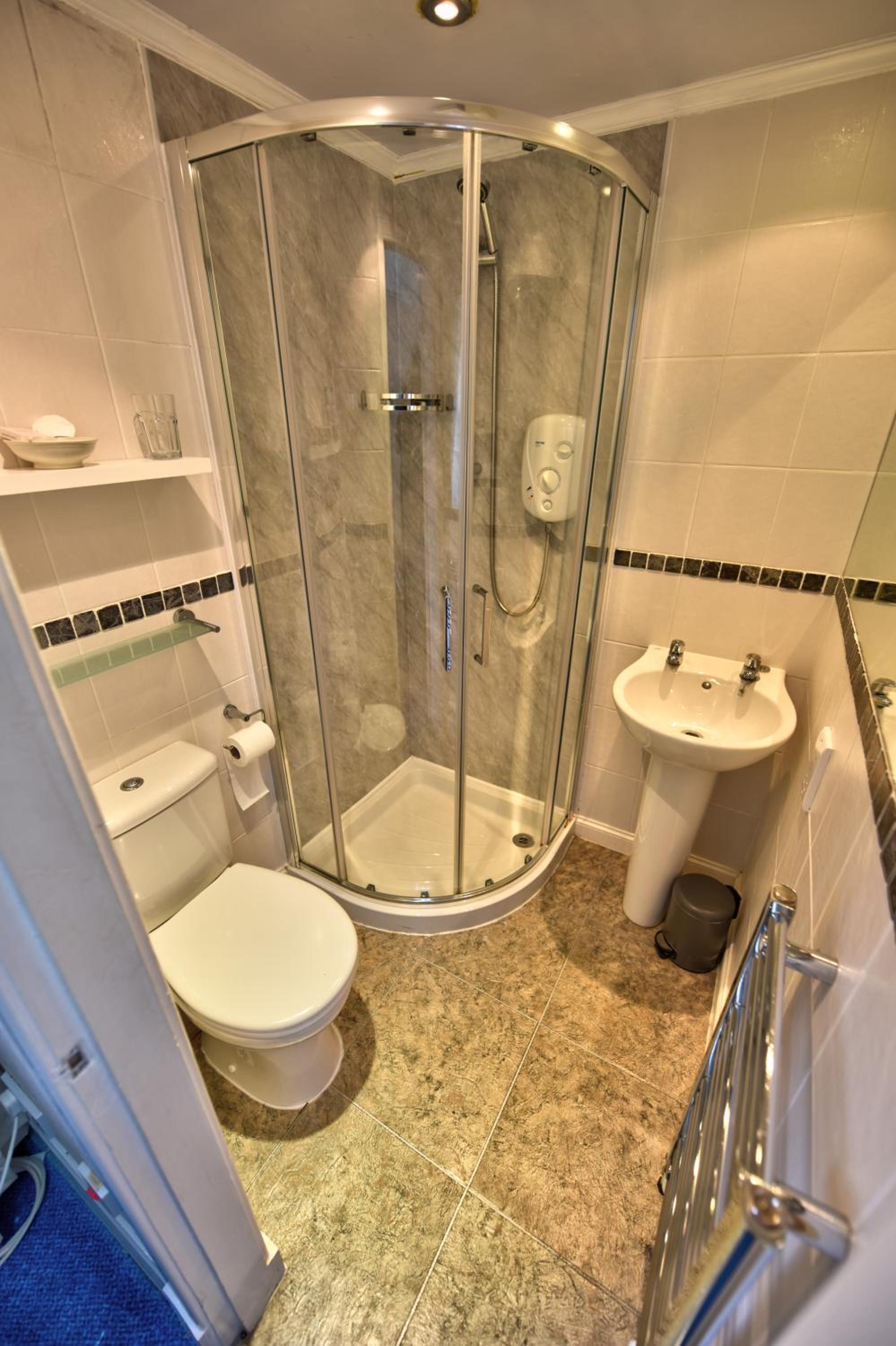 Single Room photo 3