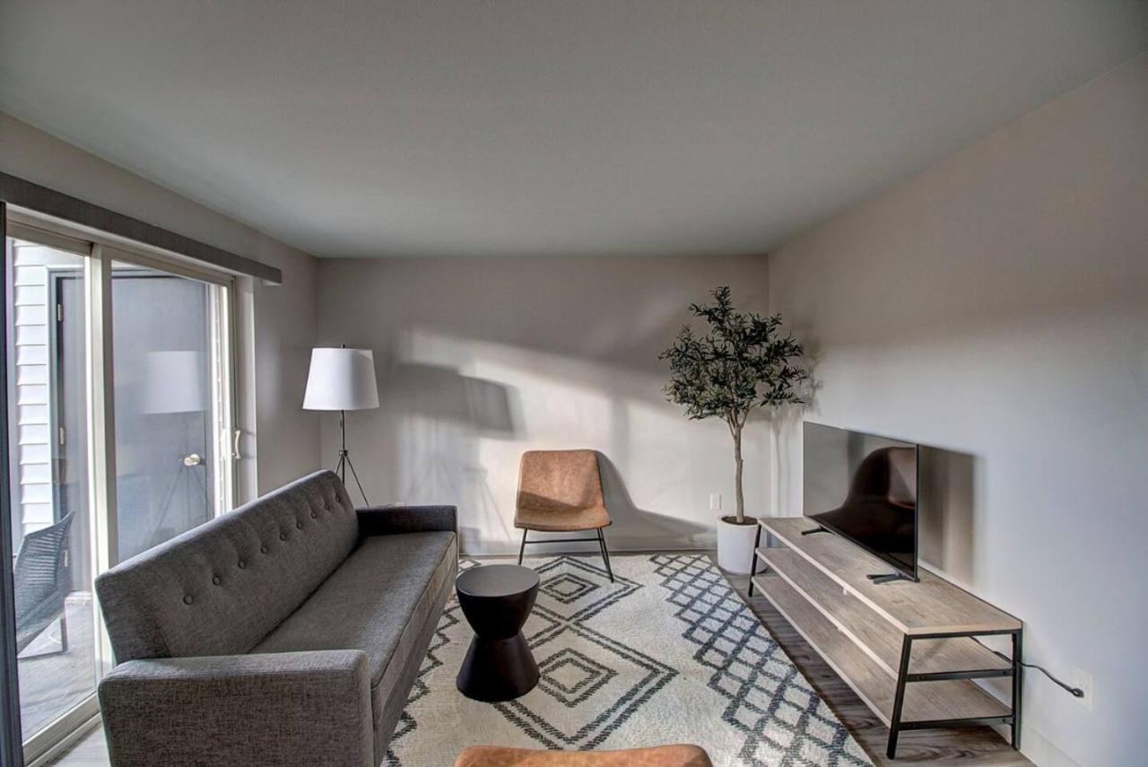 Apartment photo 2