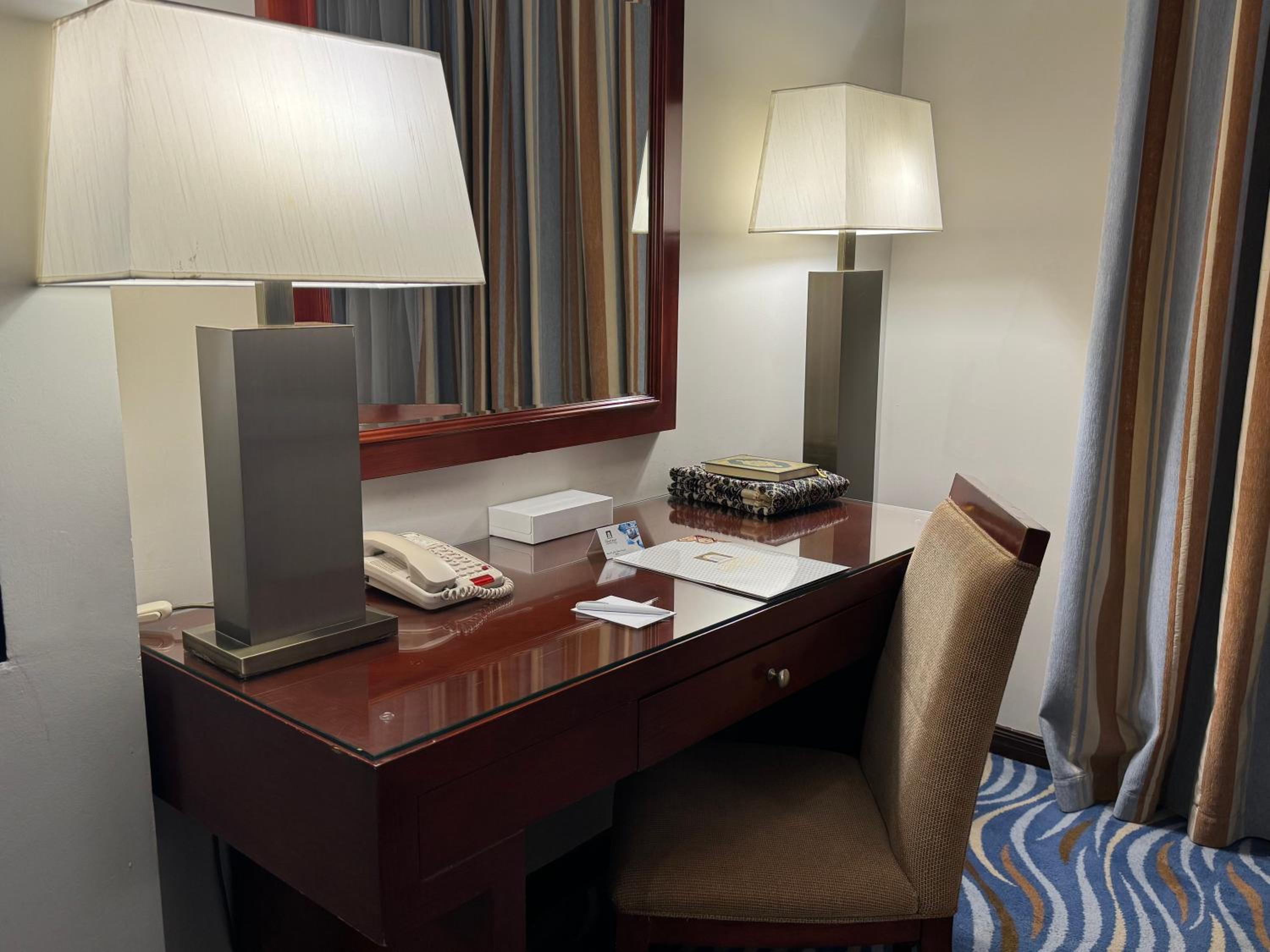 Standard Double or Twin Room - Photo 2