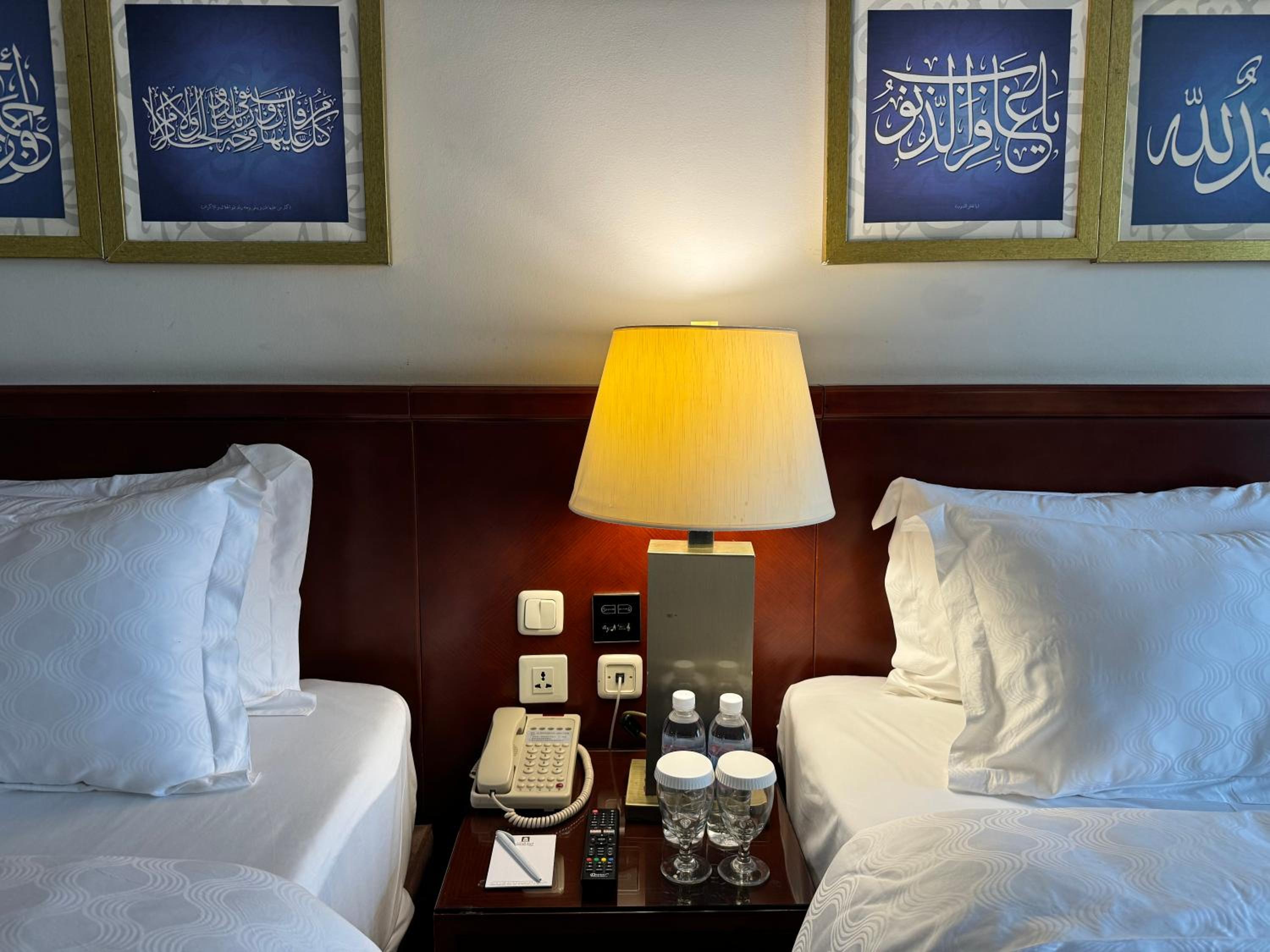 Deluxe Double Room photo 2