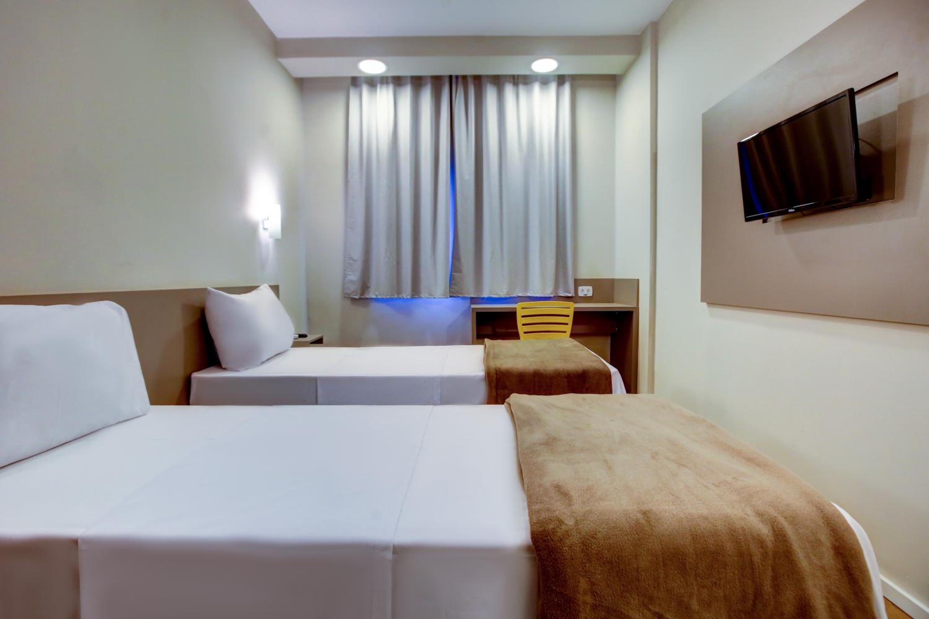 Superior Twin Room - Photo 8