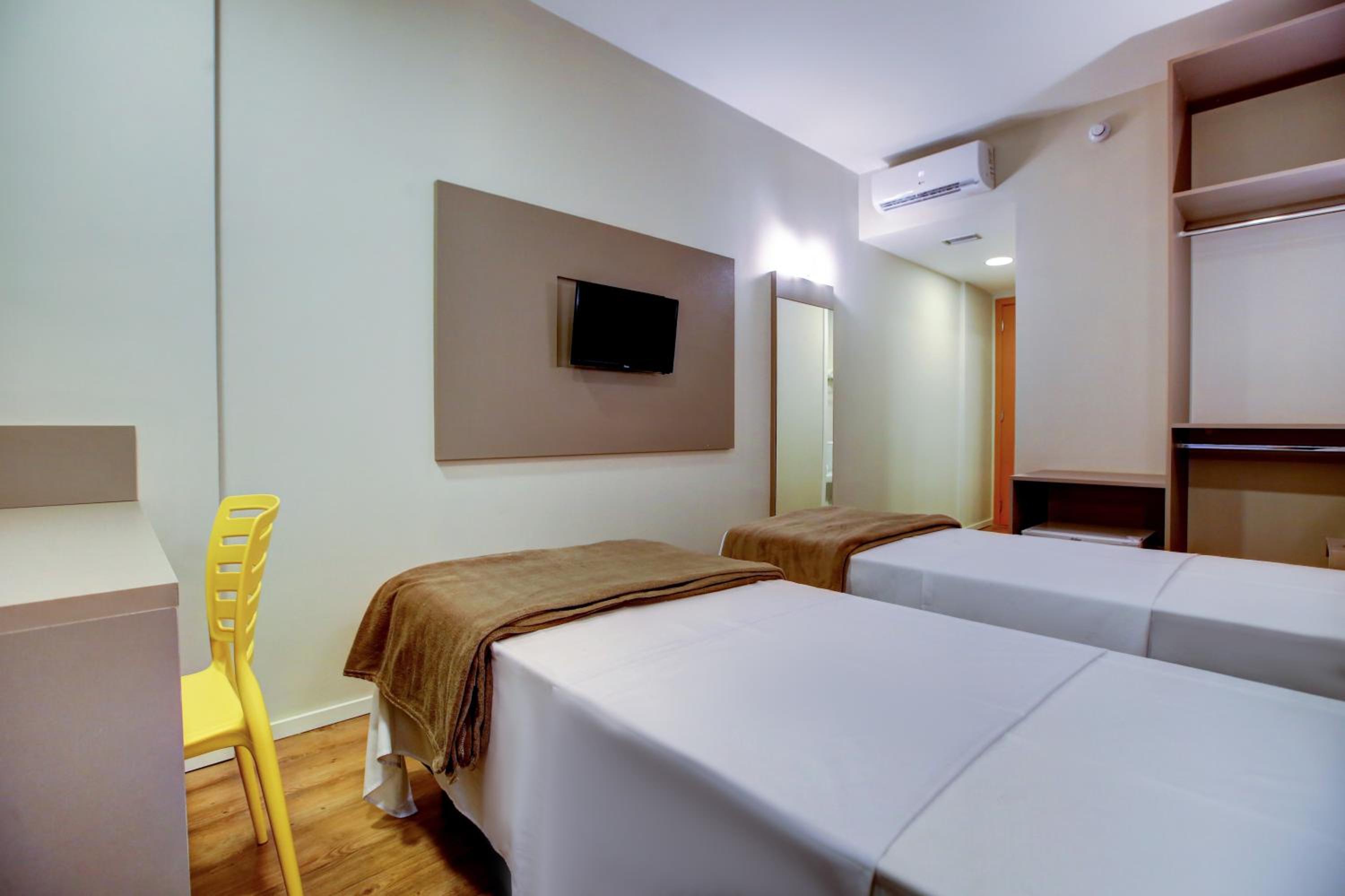 Superior Twin Room - Photo 4