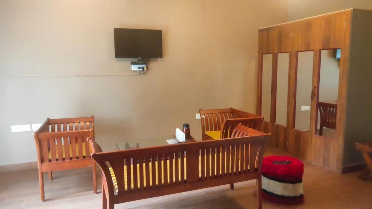 Quadruple Room - Photo 3