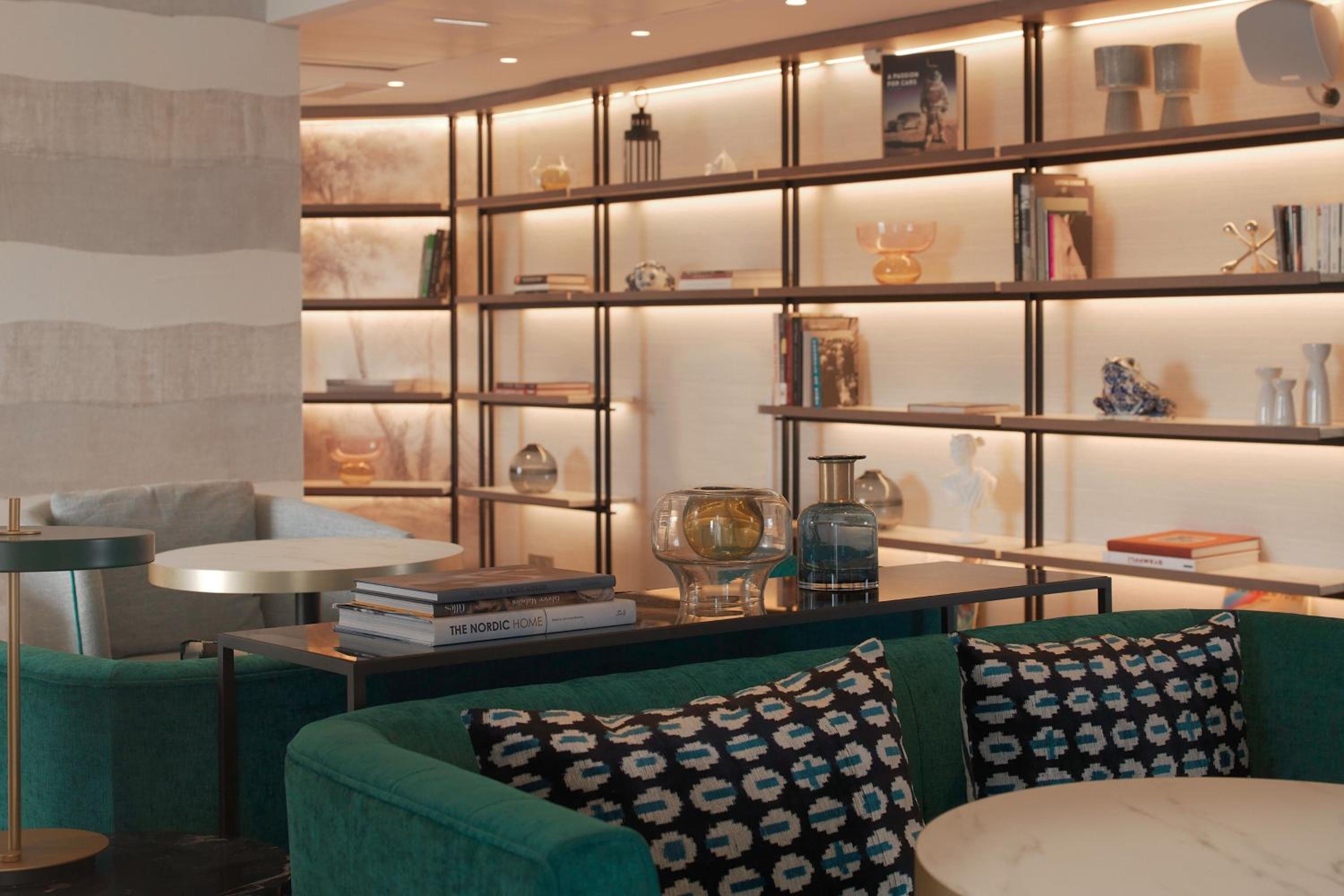 Executive Suite photo 3