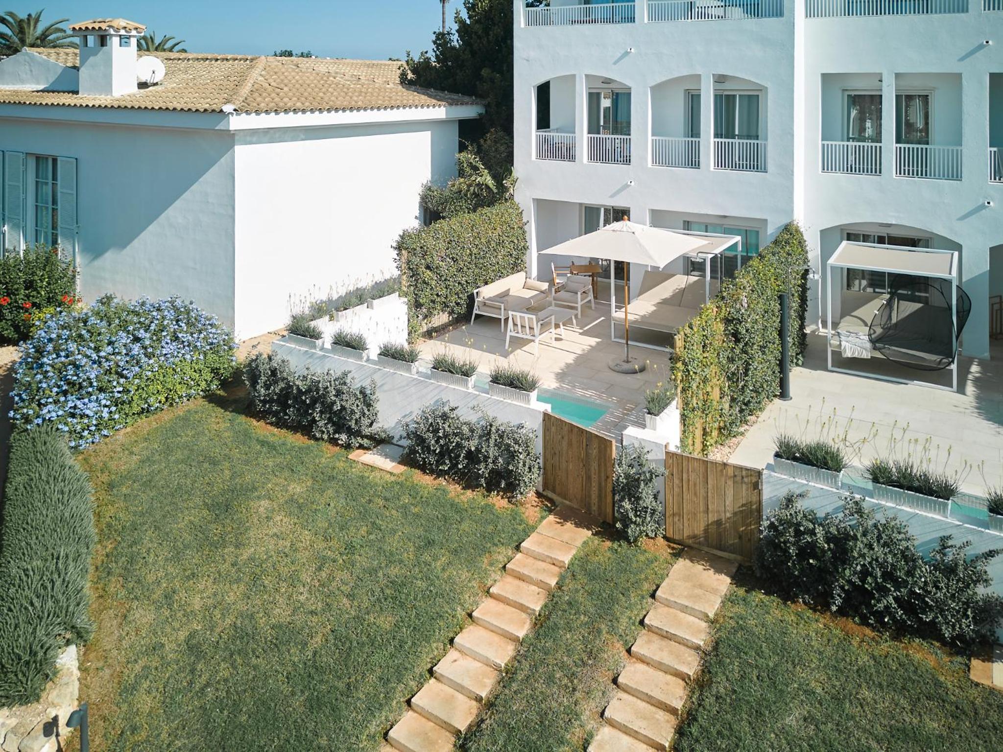 Two Bedroom Suite with Private Pool - Photo 5
