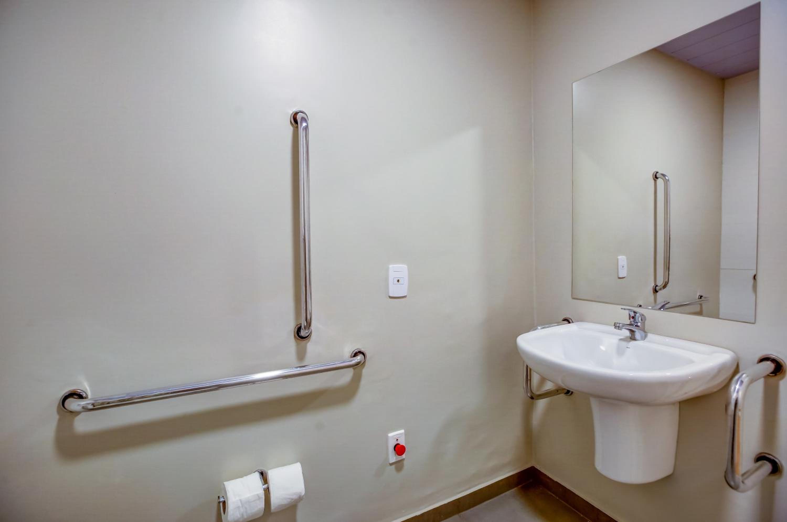 Double Room - Disability Access - Photo 5
