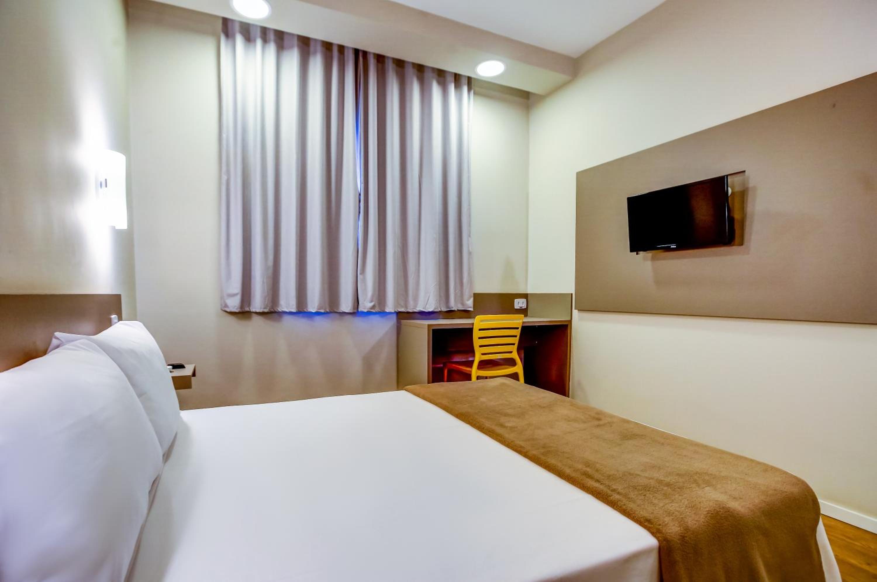 Double Room - Disability Access - Photo 6