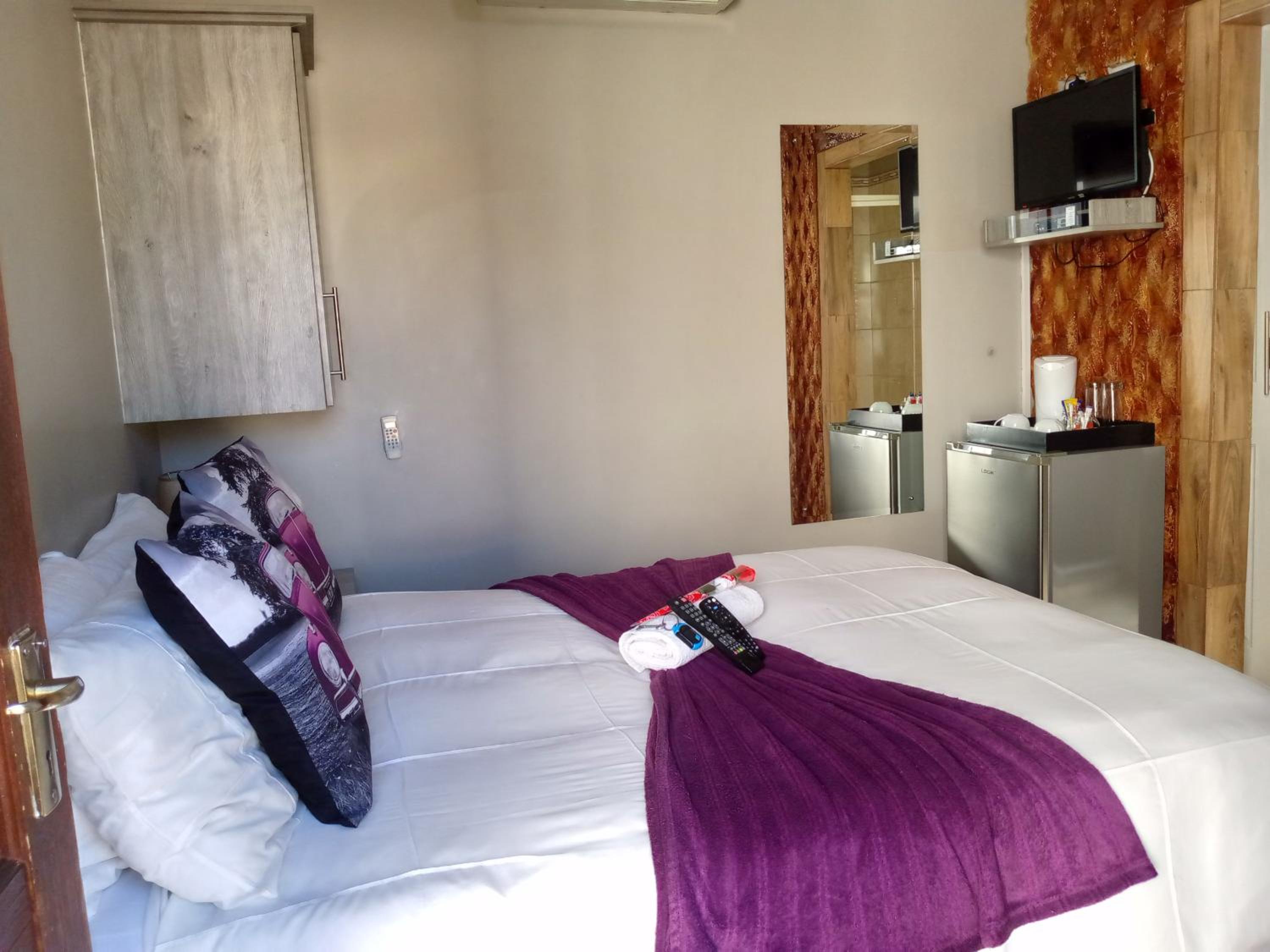 Deluxe Double Room photo 2