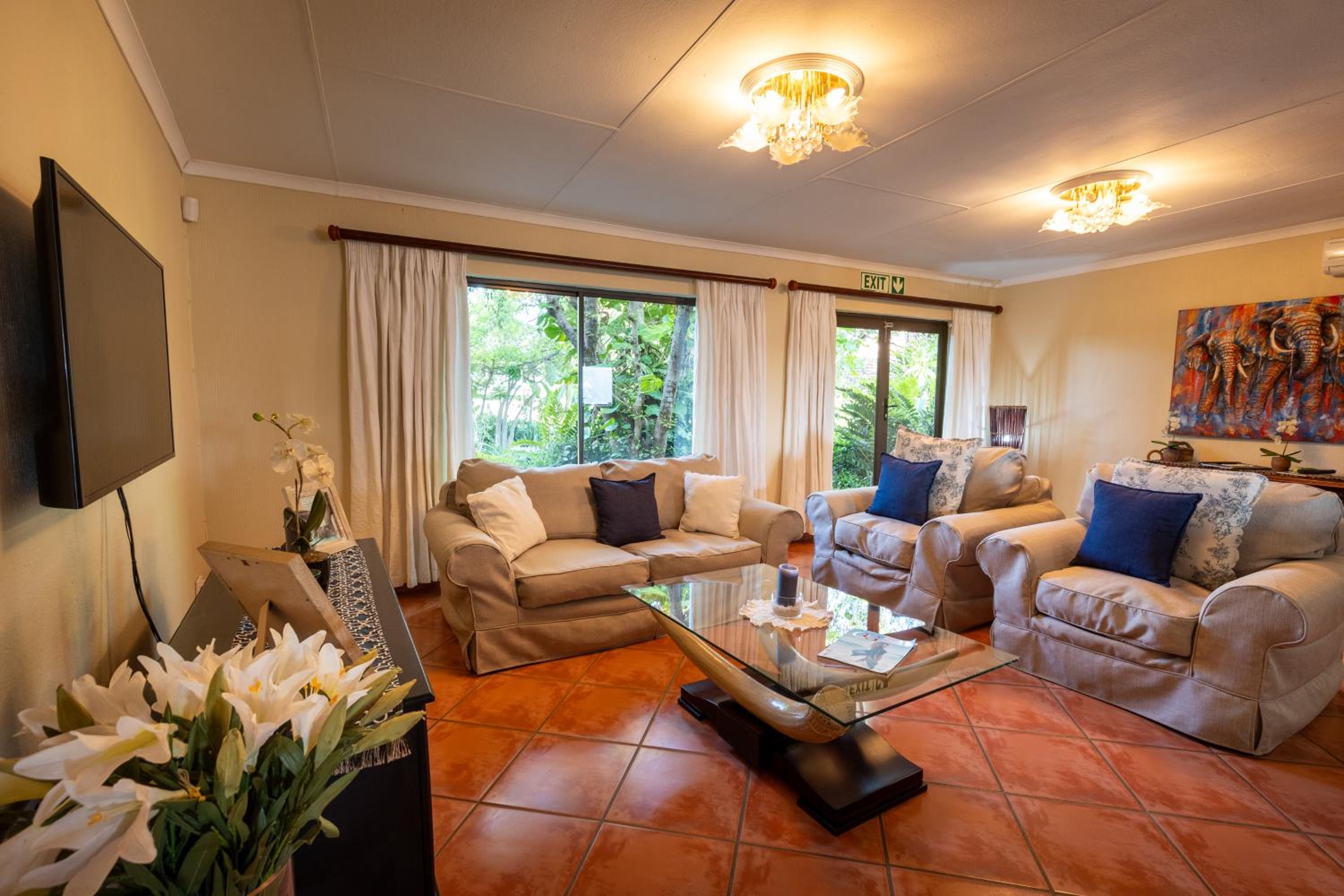 Two-Bedroom Apartment - Photo 186