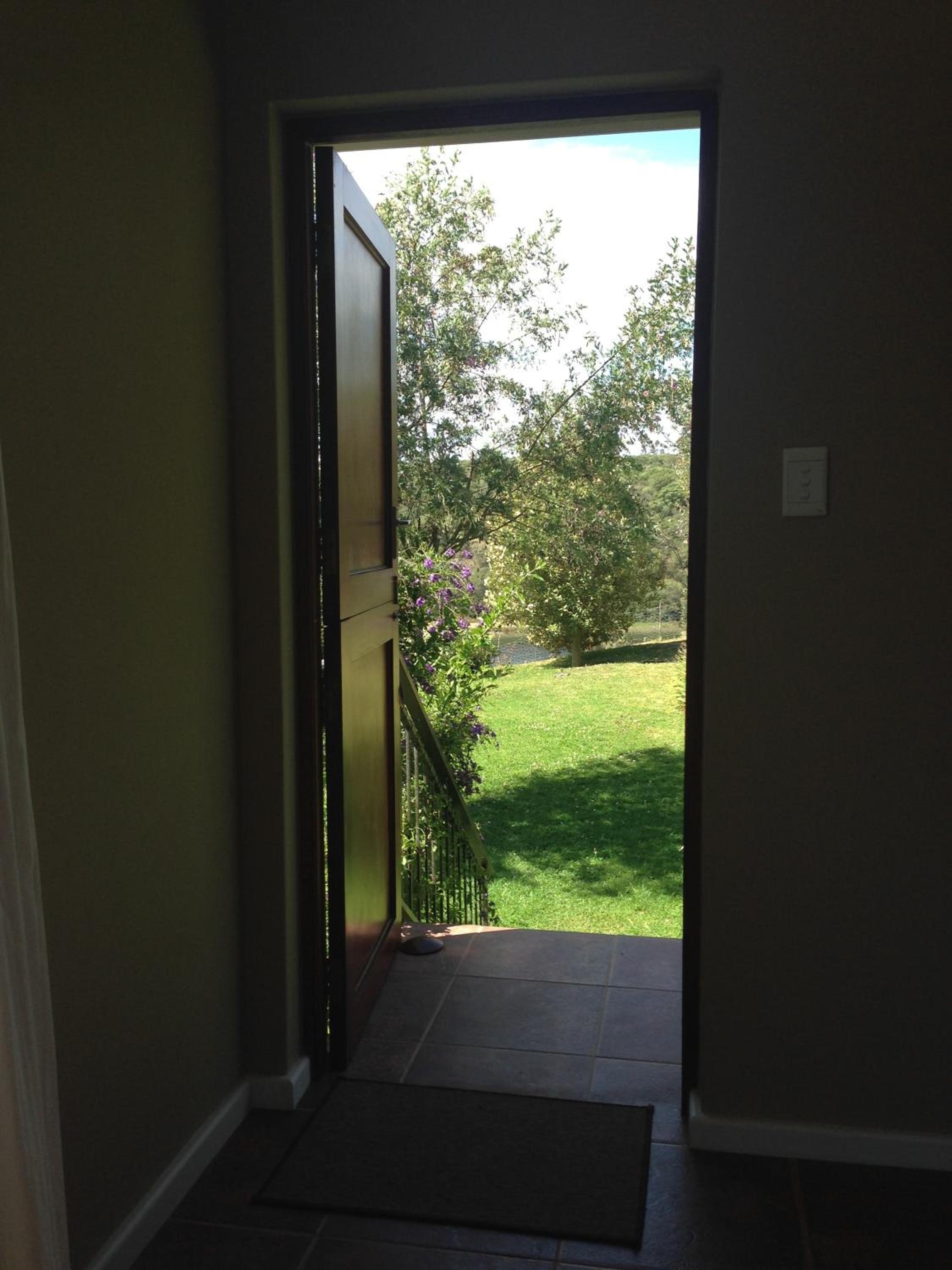 Studio Apartment - Photo 7