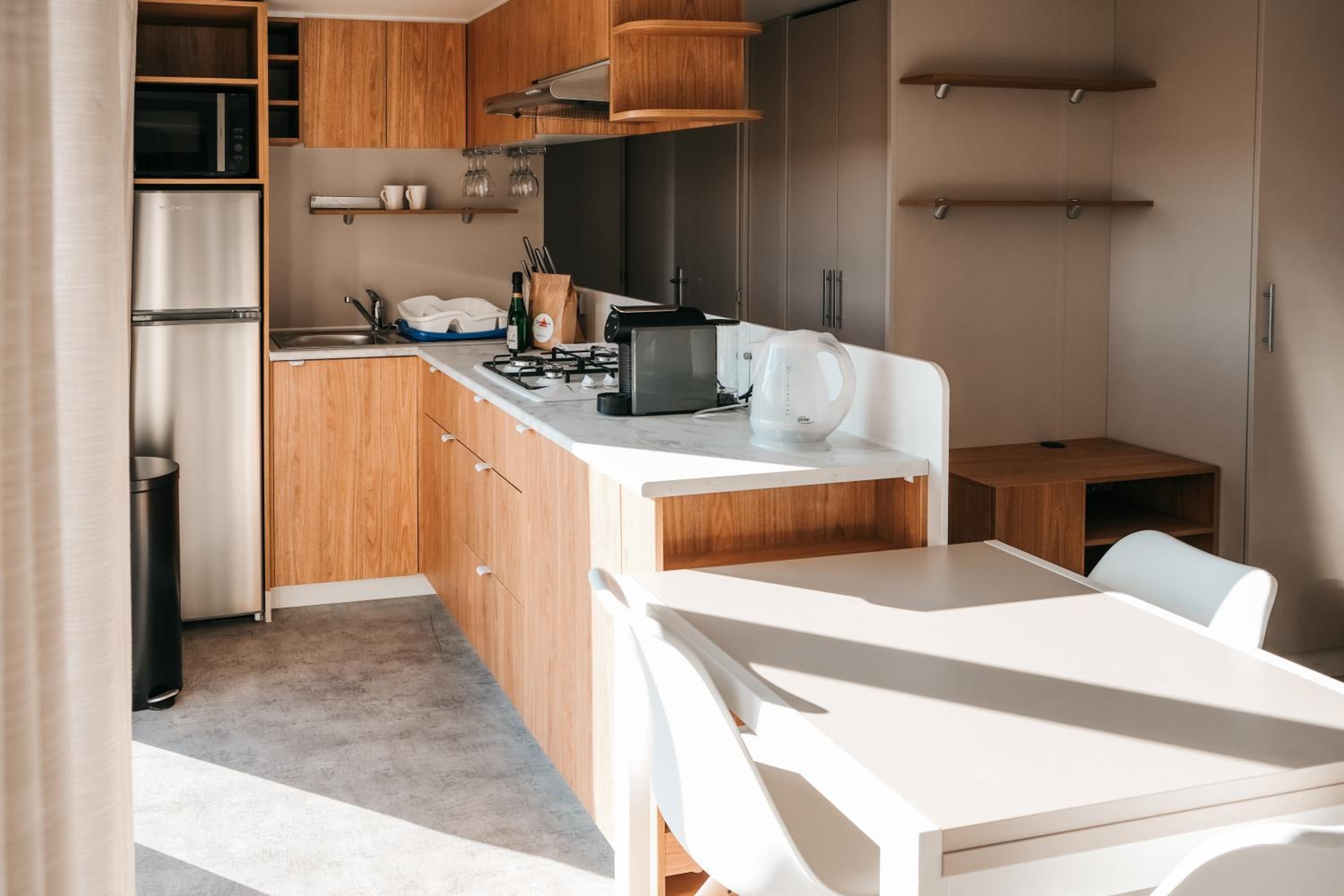 Mobile Home photo 3