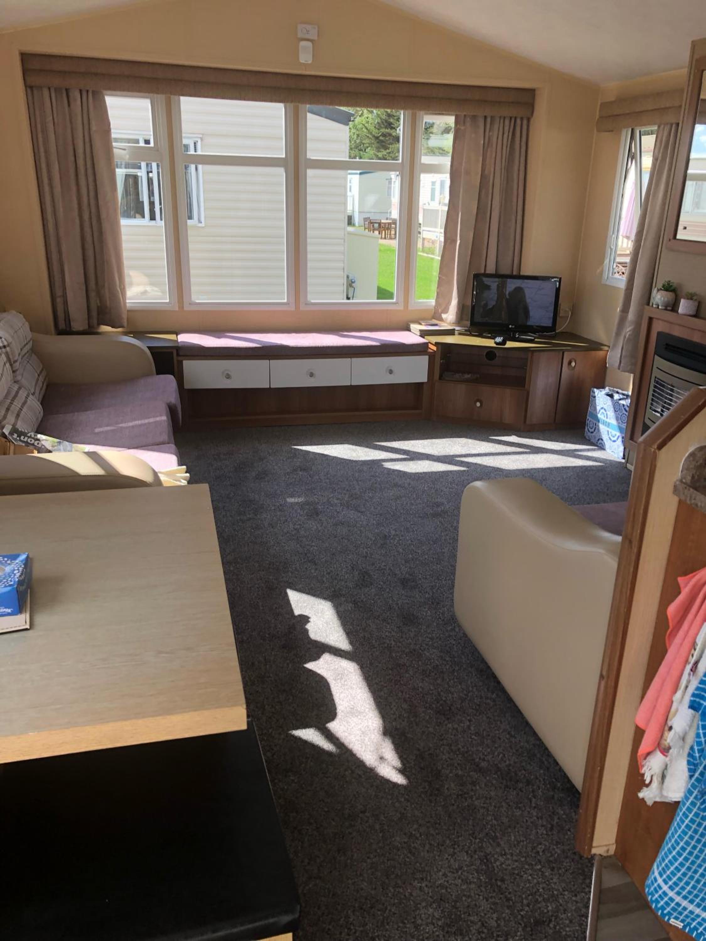 Mobile Home photo 1