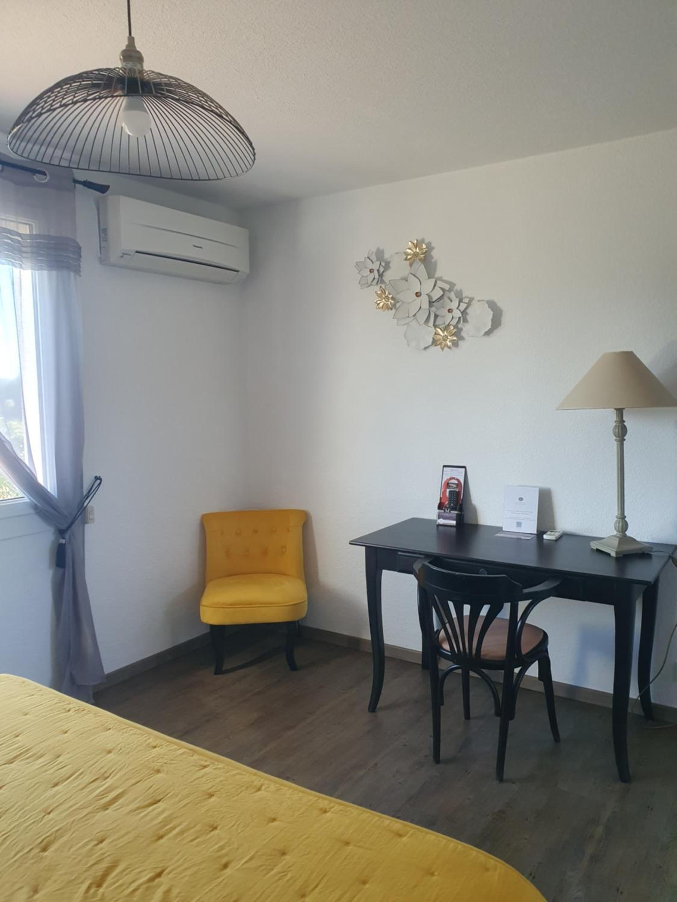 Superior Double Room - Photo 18