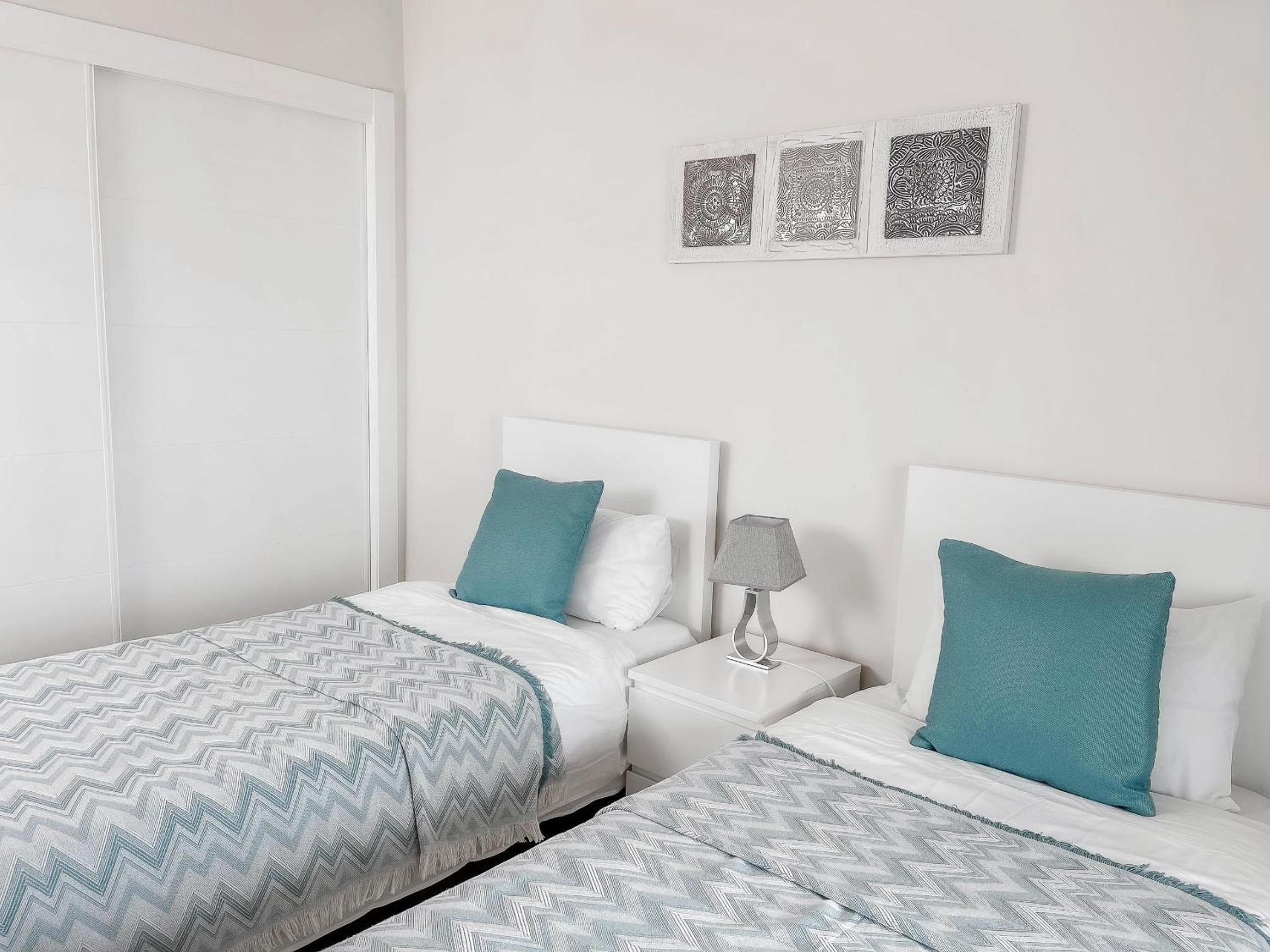 Apartamento de una habitación de lujo con vista superior al mar.