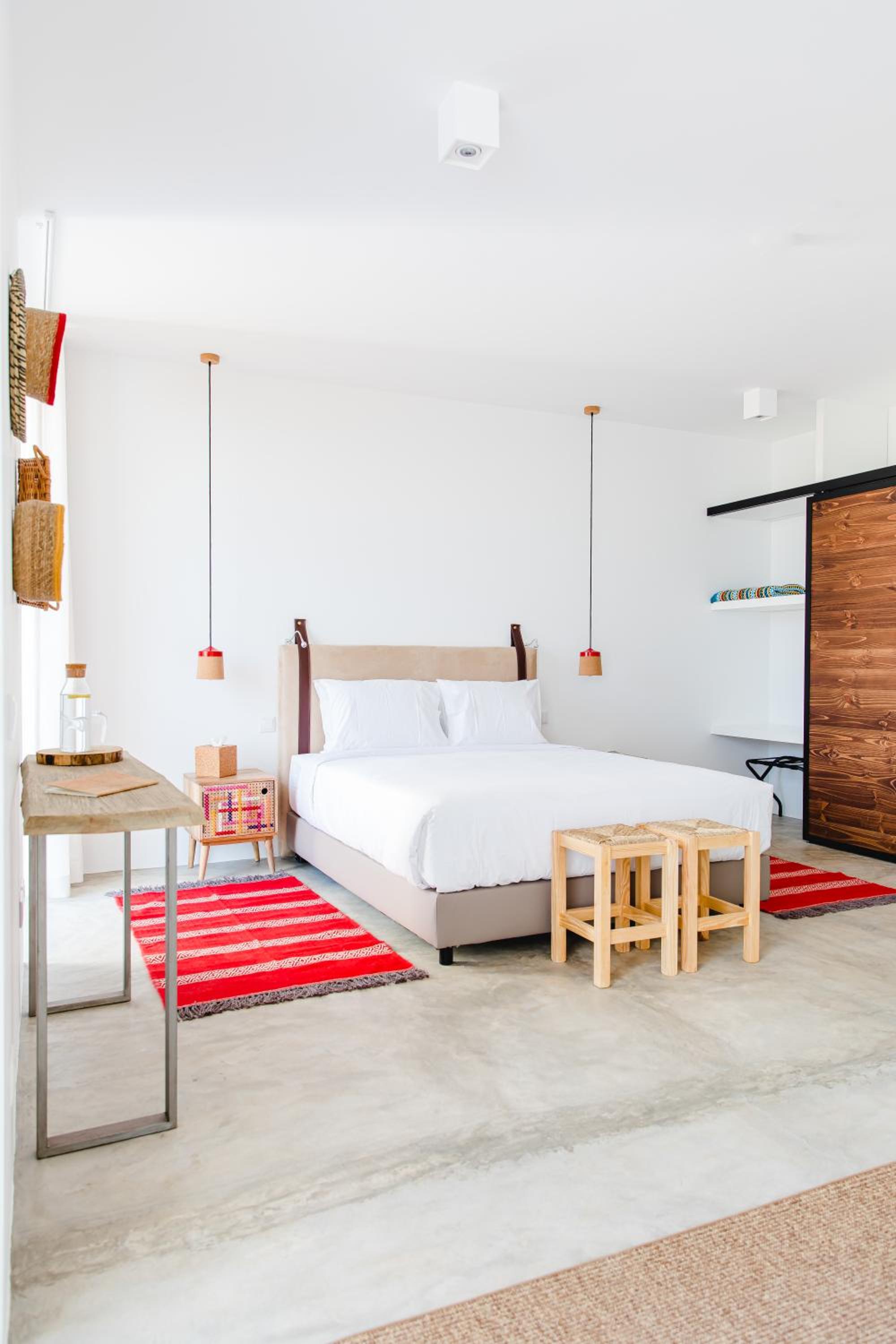 Suite with Country View 