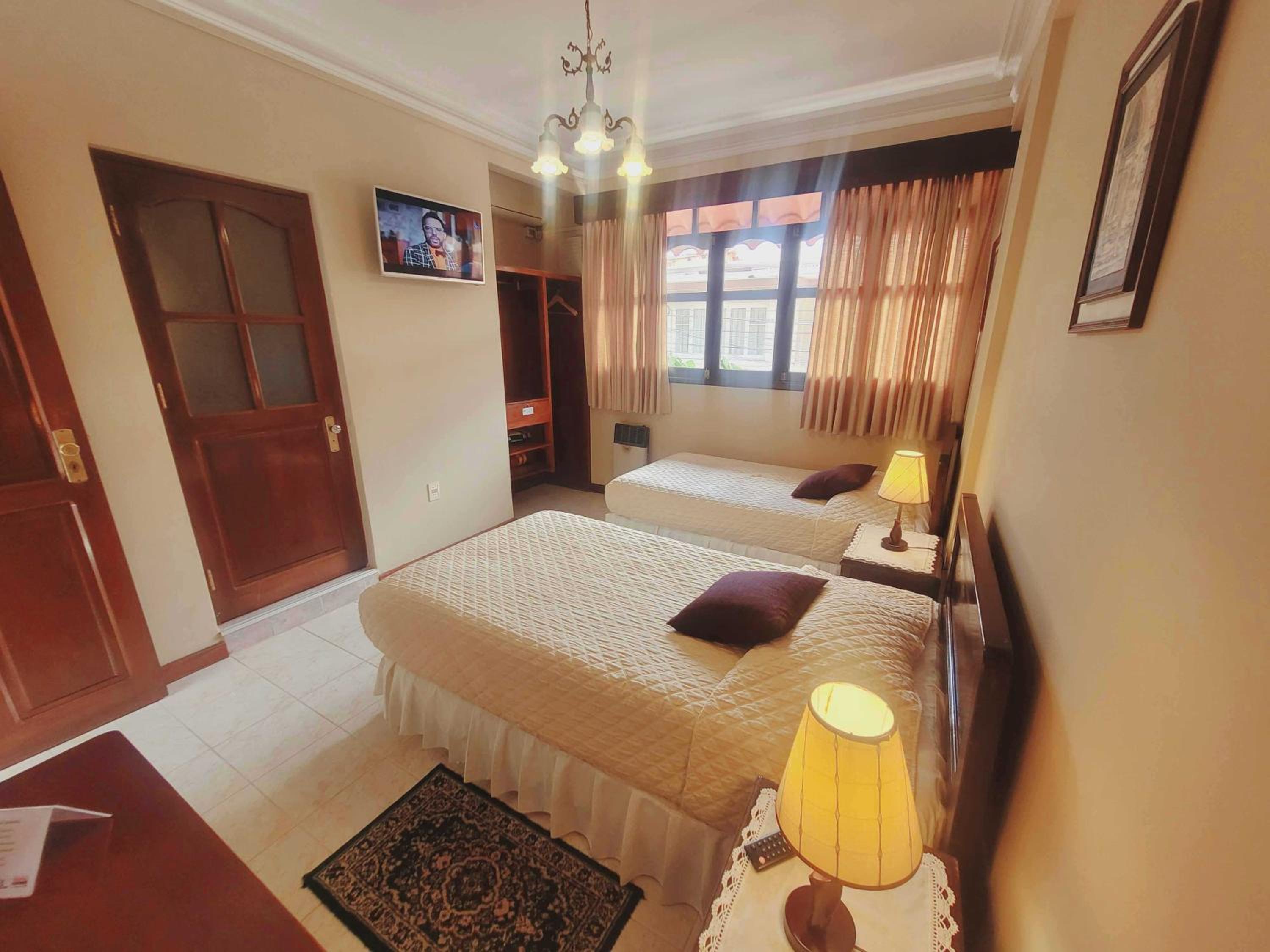 Standard Twin Room photo 2