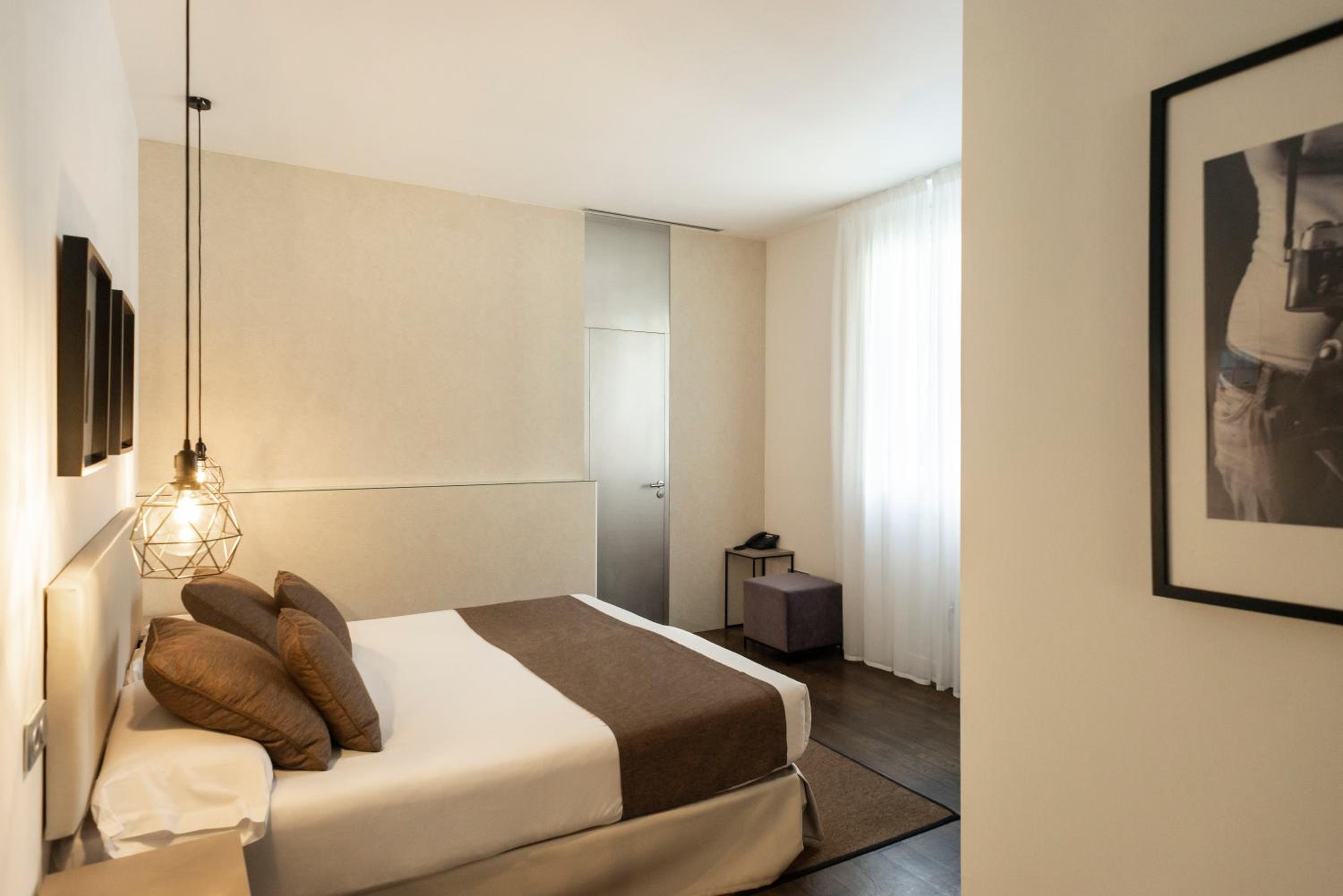 Double Room - Photo 42