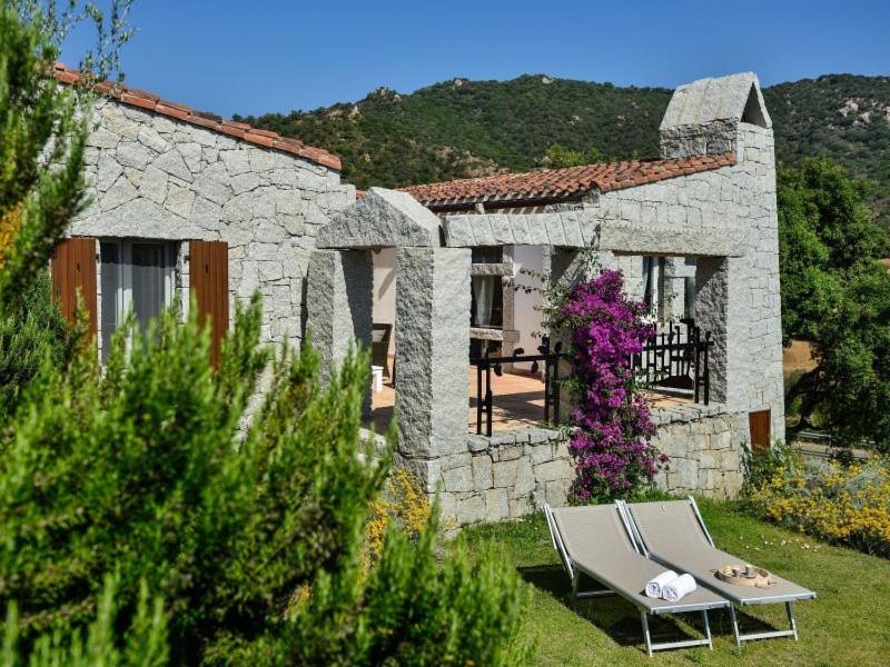 Three-Bedroom Villa photo 2