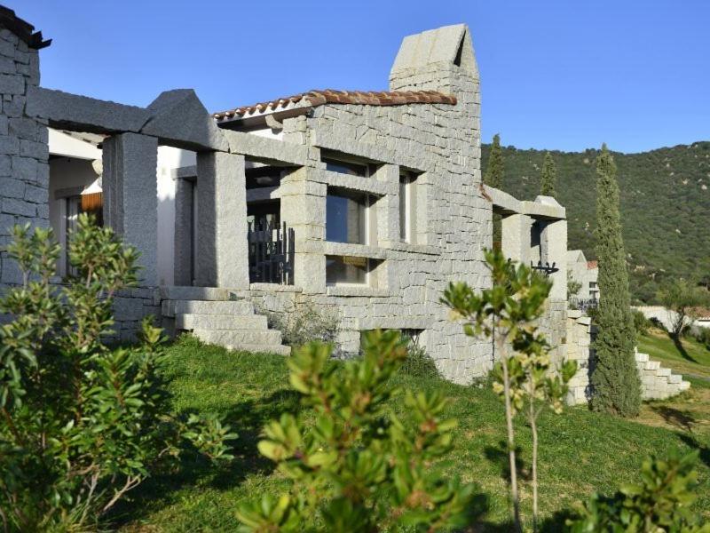 Three-Bedroom Villa photo 2