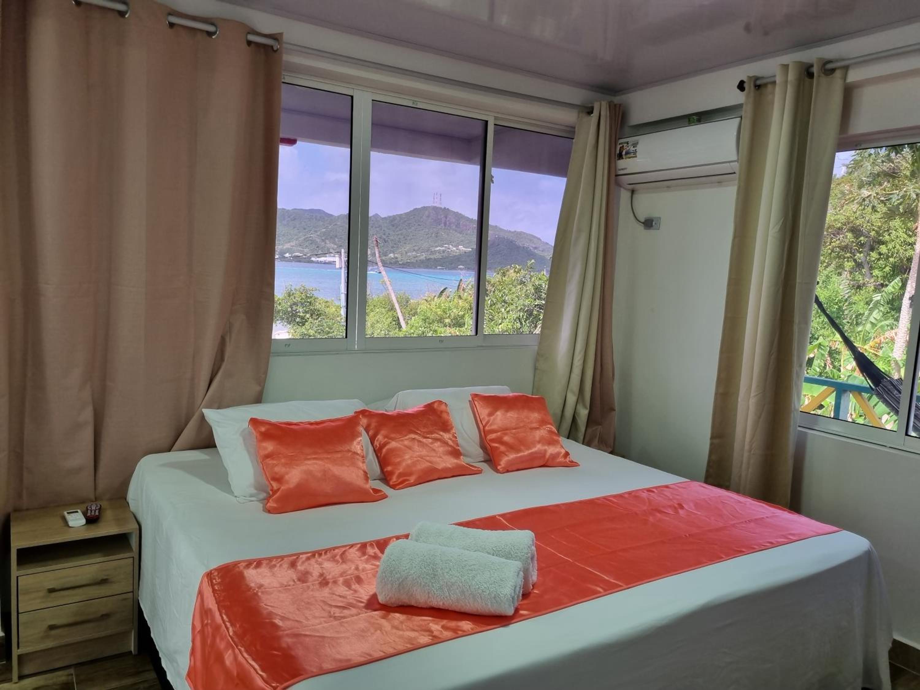 Apartment with Sea View photo 2