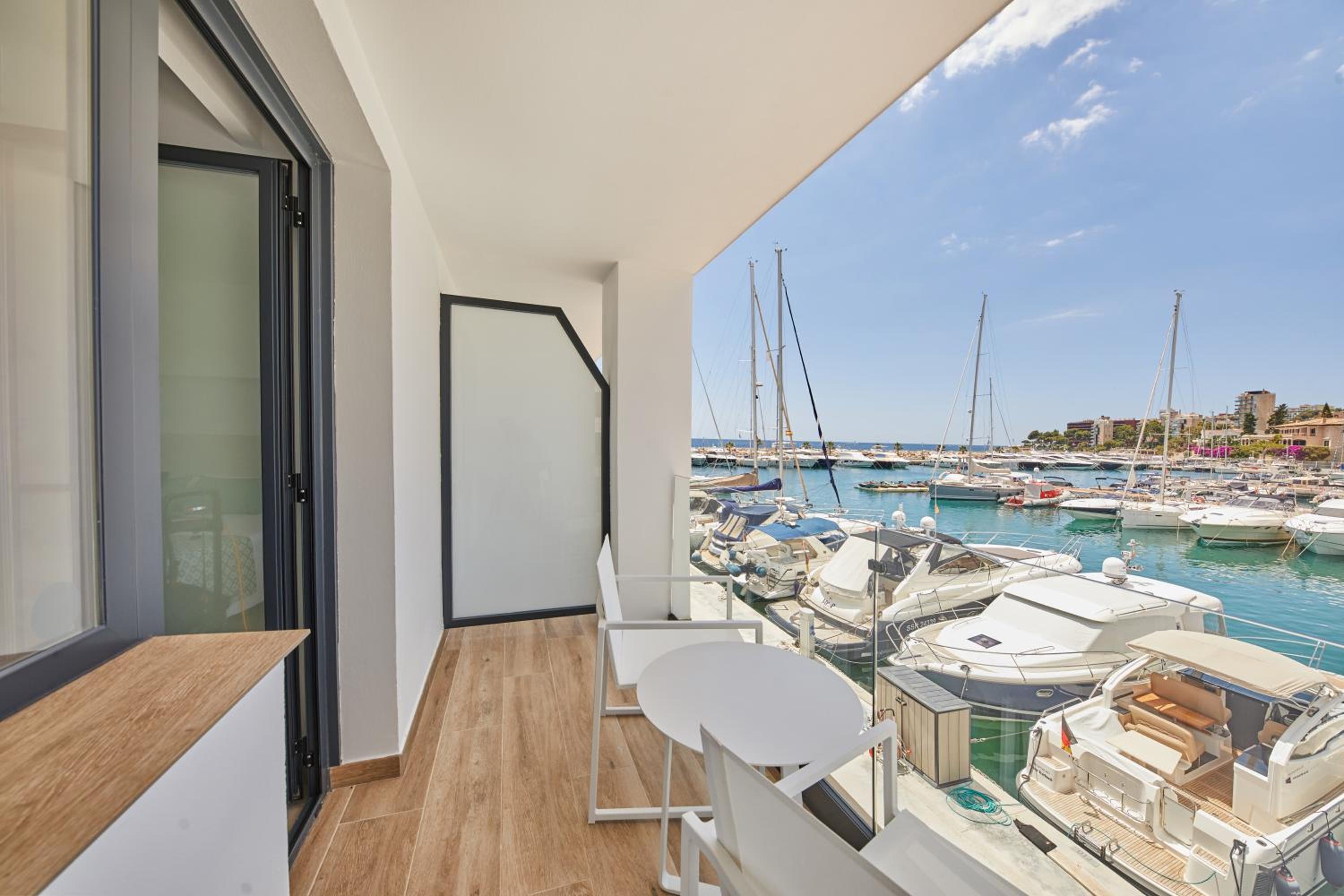 Nautical Experience Pack with Port View or Sea View