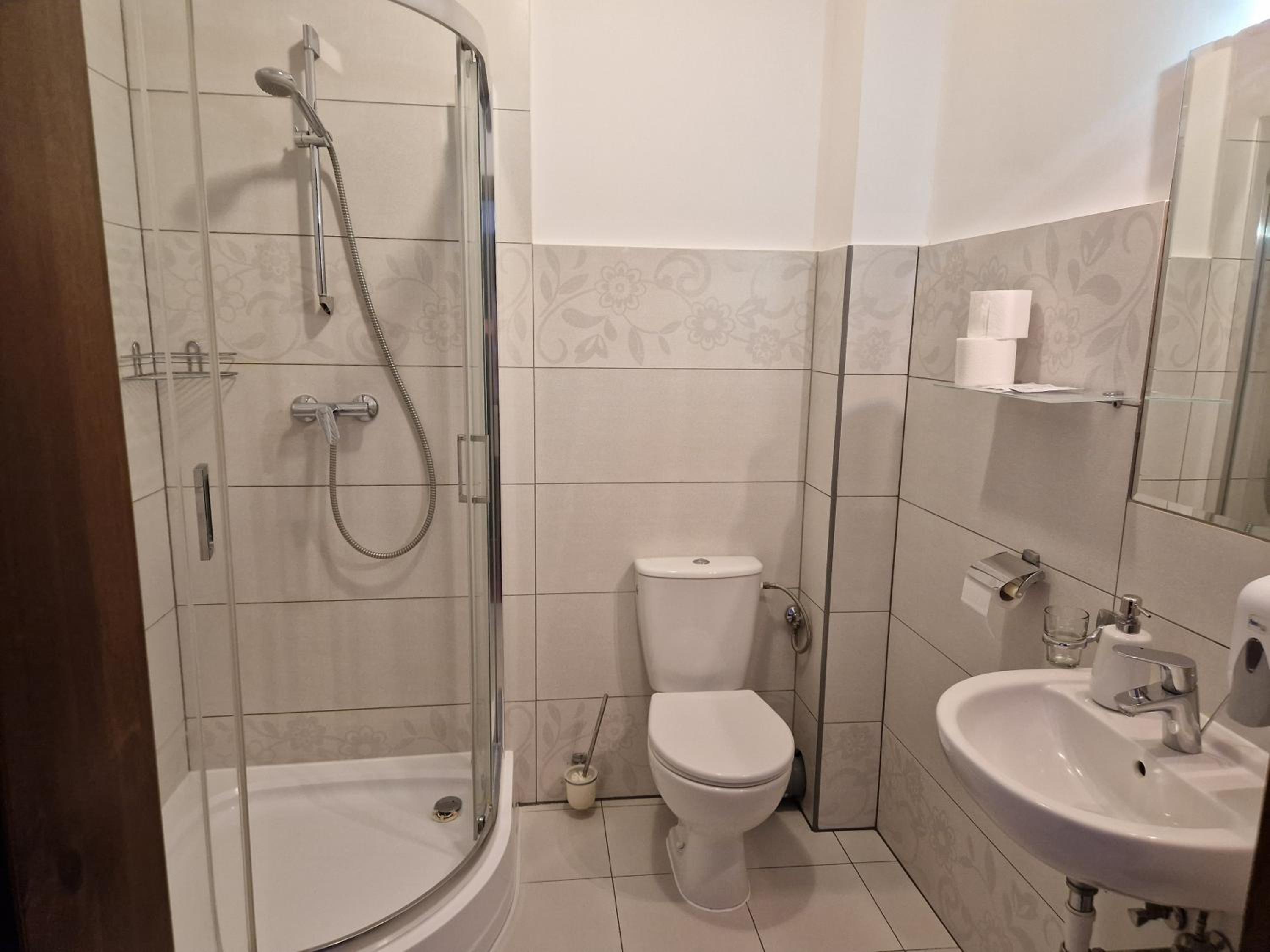 Triple Room - Photo 3