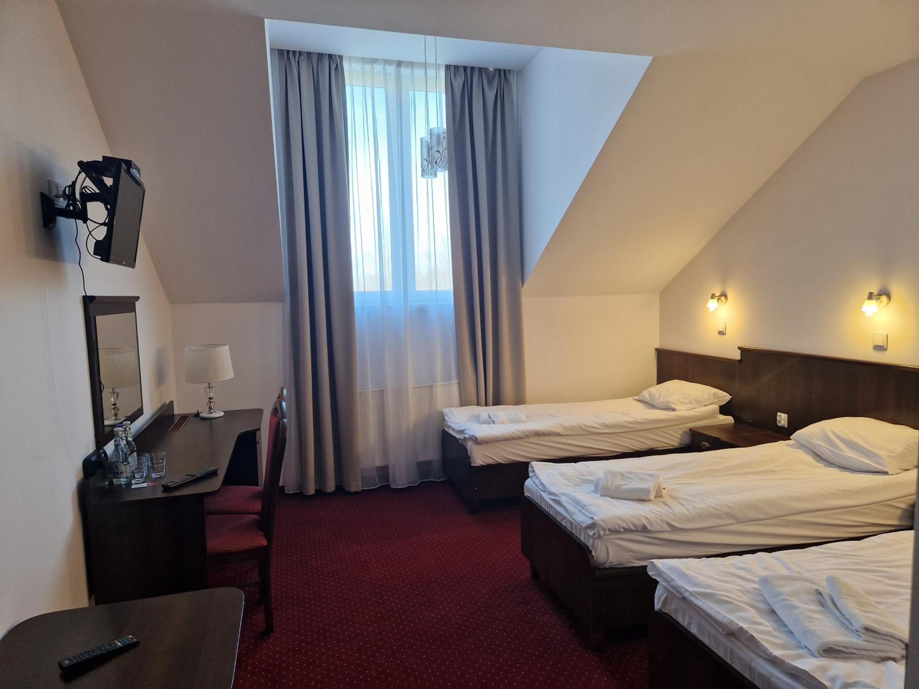 Triple Room - Photo 1