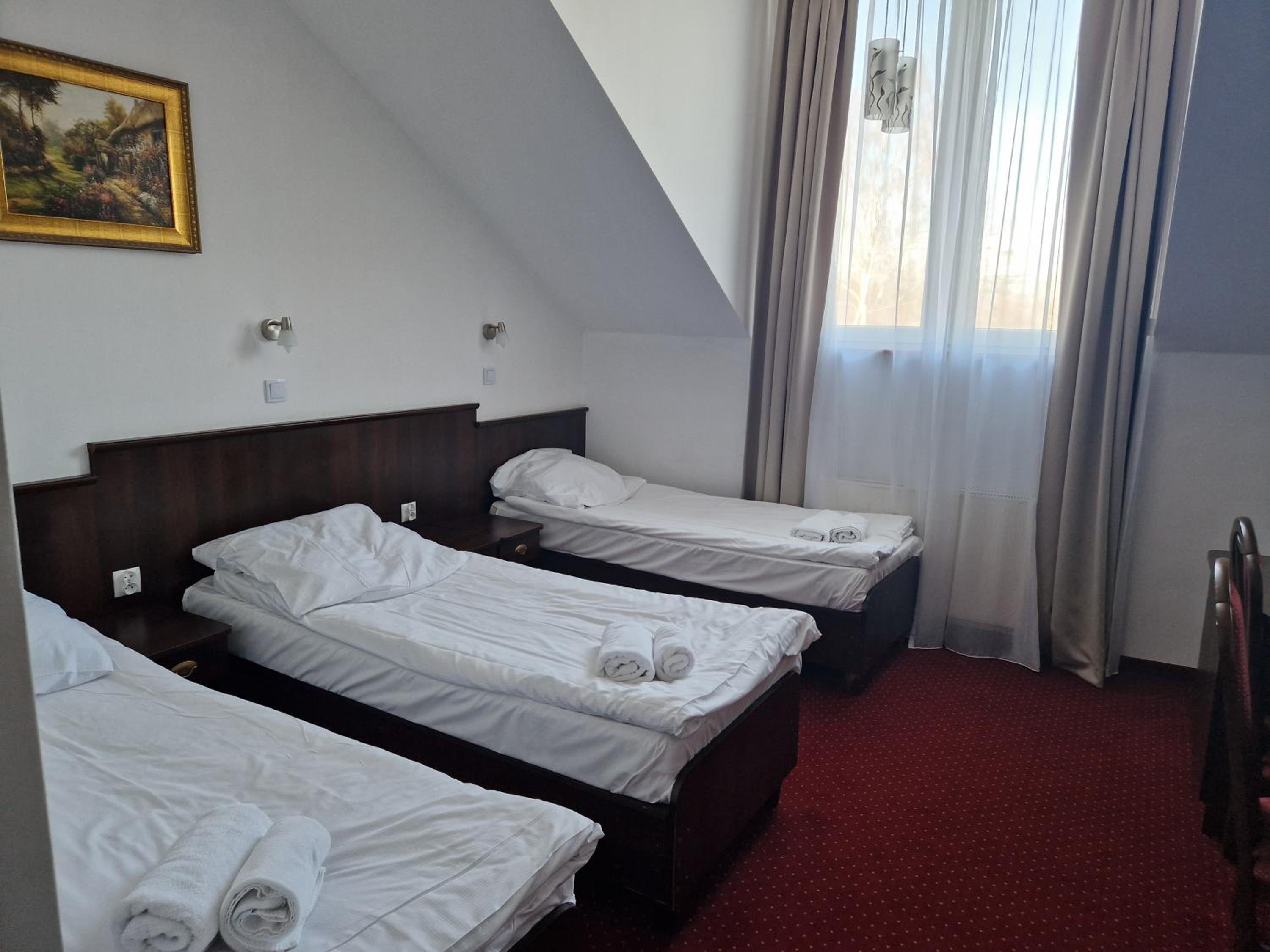 Triple Room - Photo 6