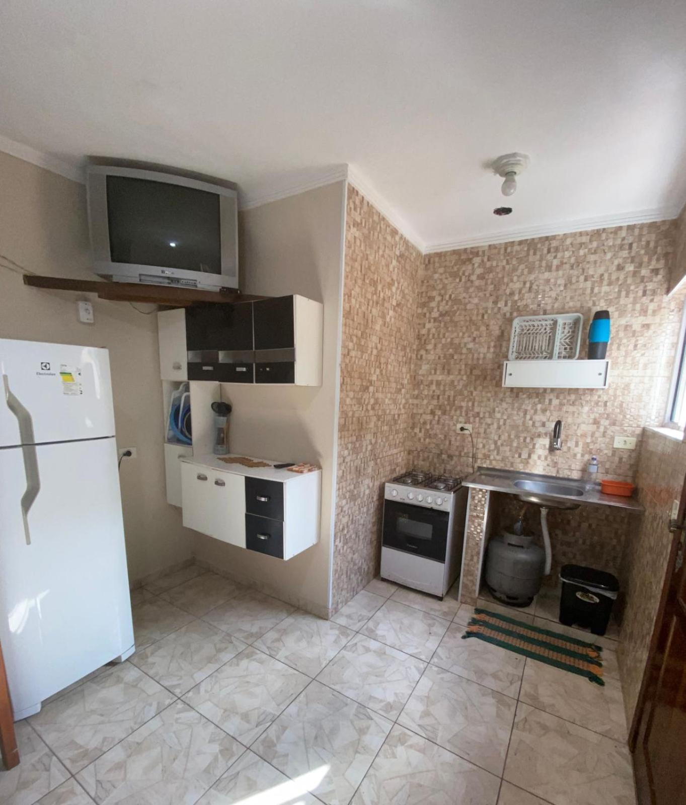 Two-Bedroom House photo 3