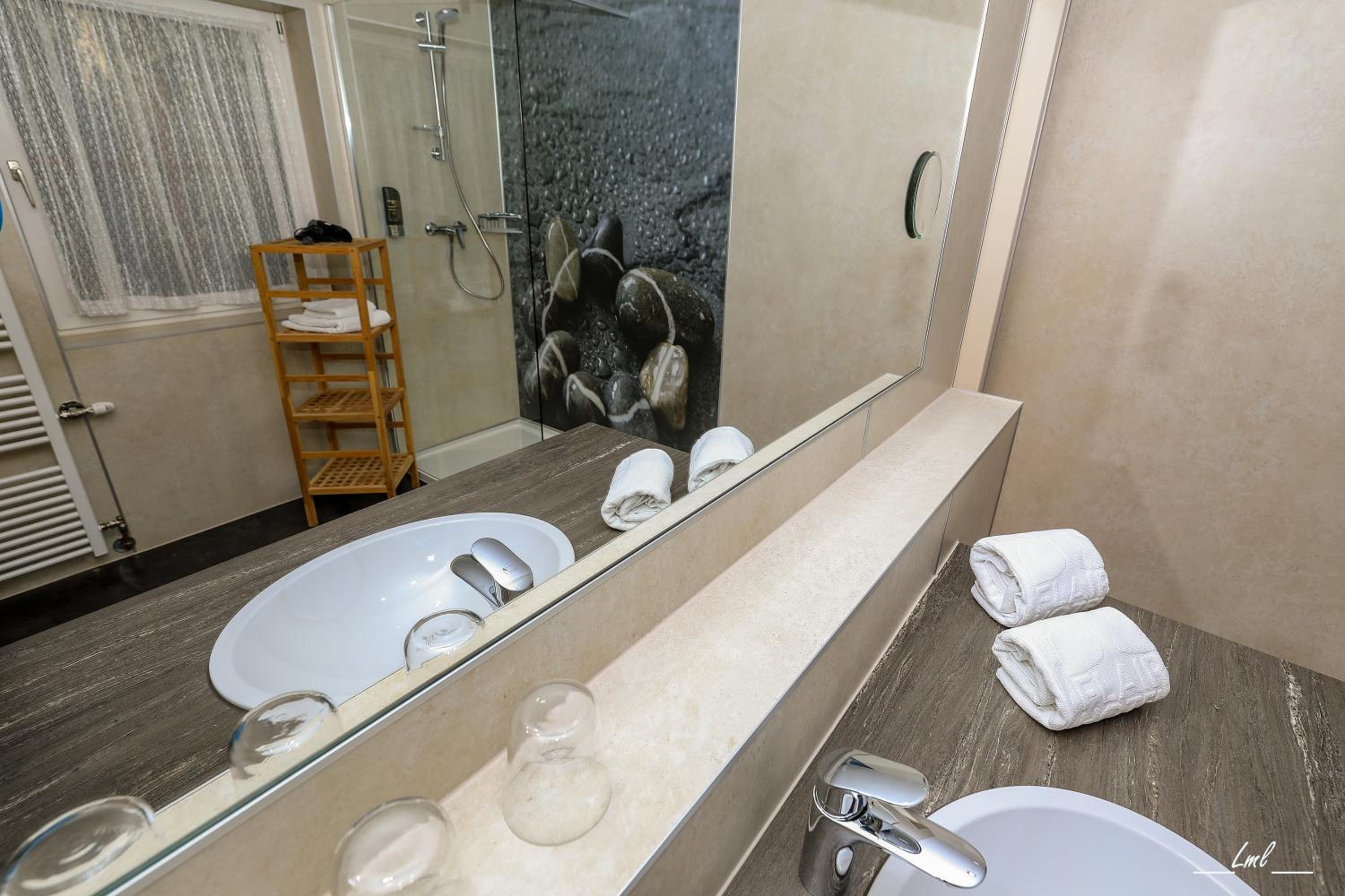 Suite without Balcony - Photo 4