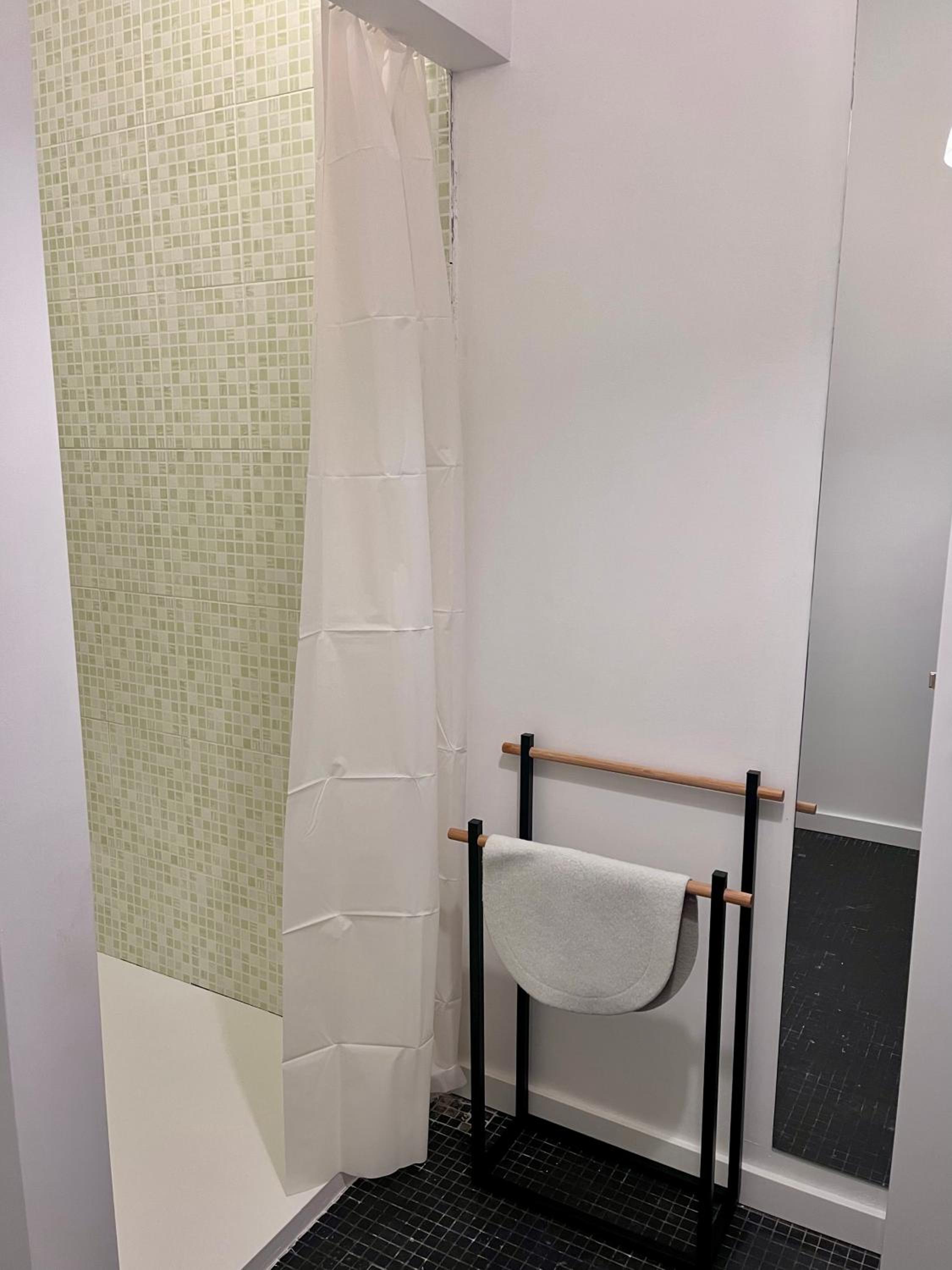 Apartment - Photo 12