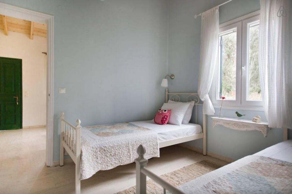 Two-Bedroom House photo 2