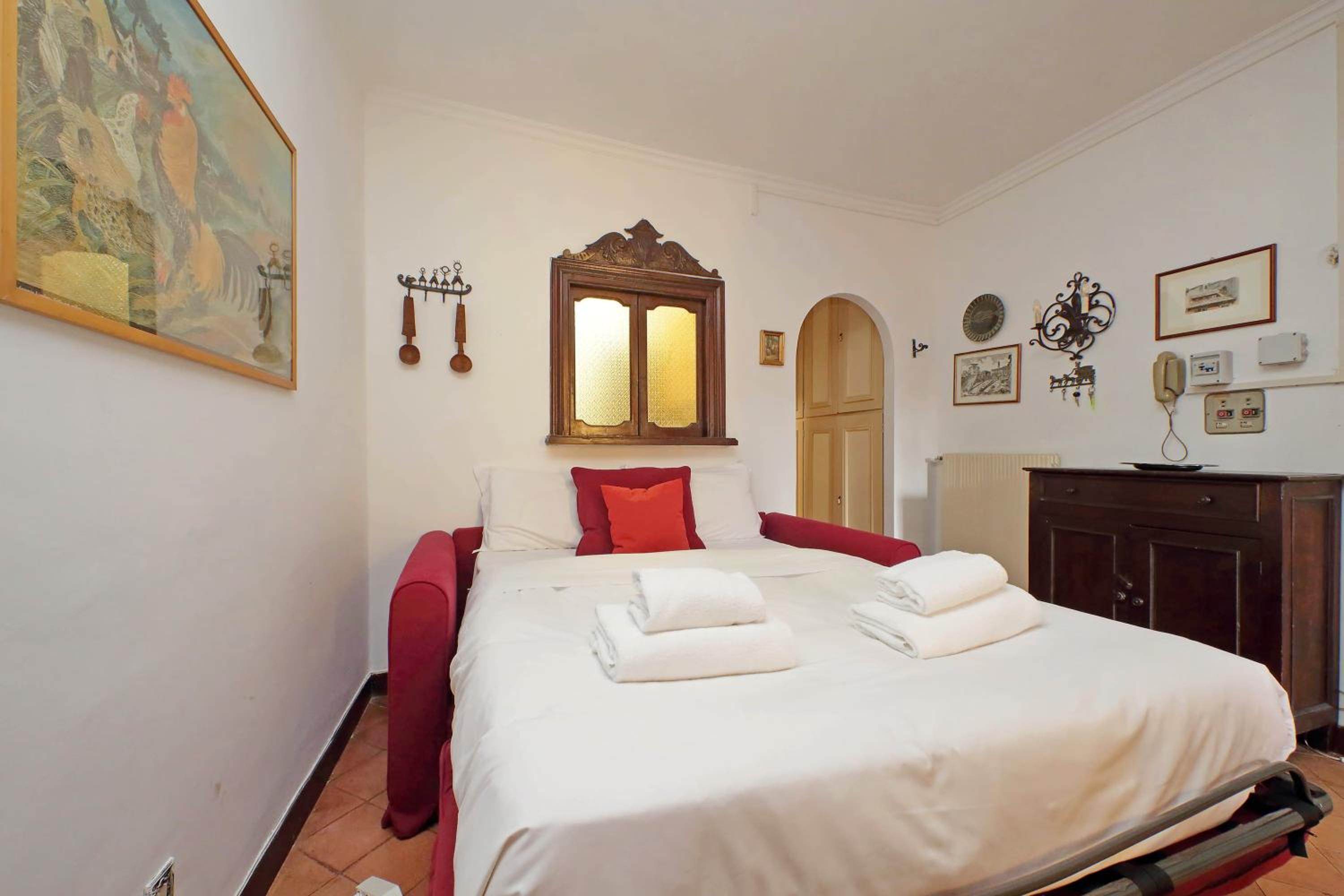 One-Bedroom Apartment - Split Level