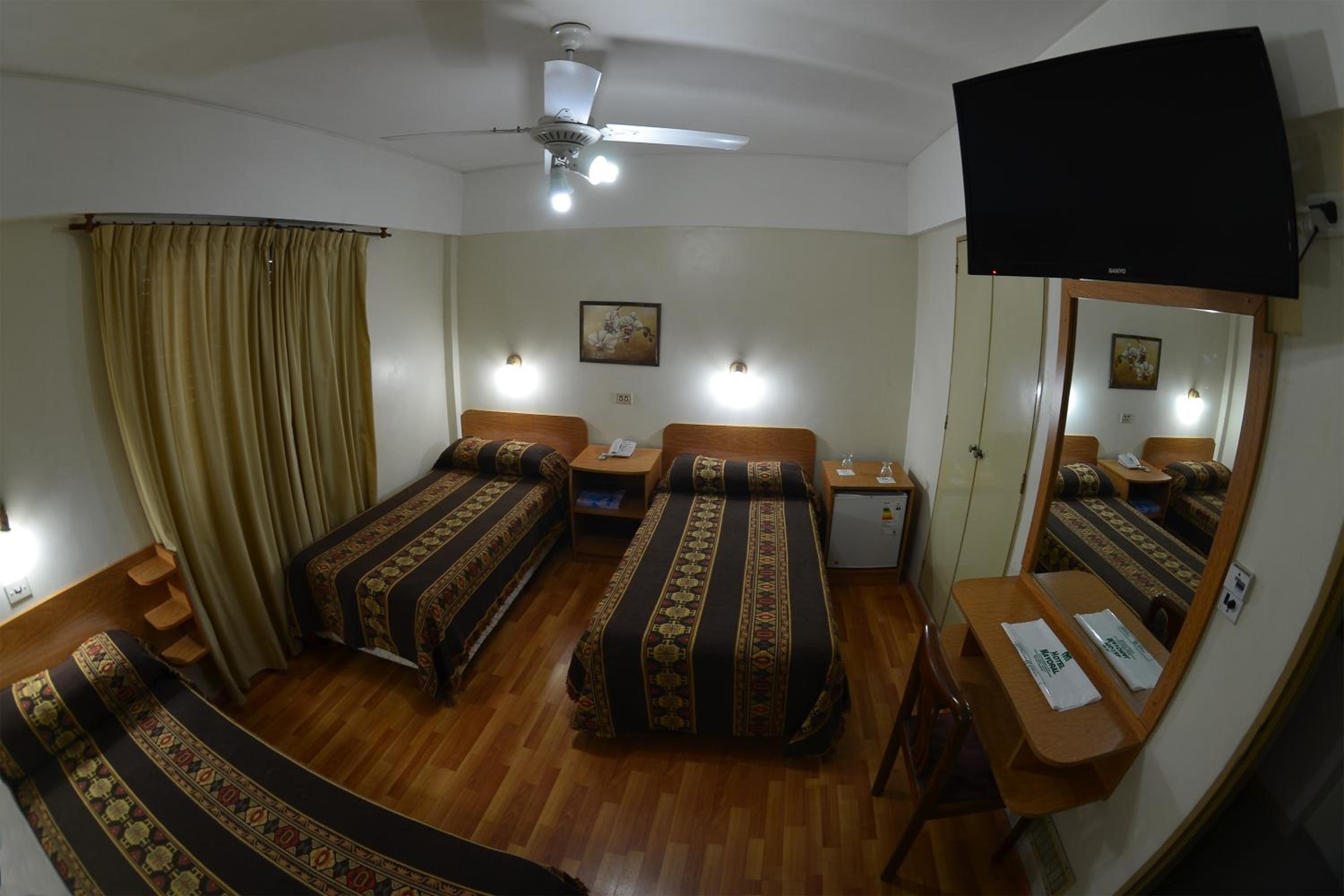 Triple Twin Room photo 1