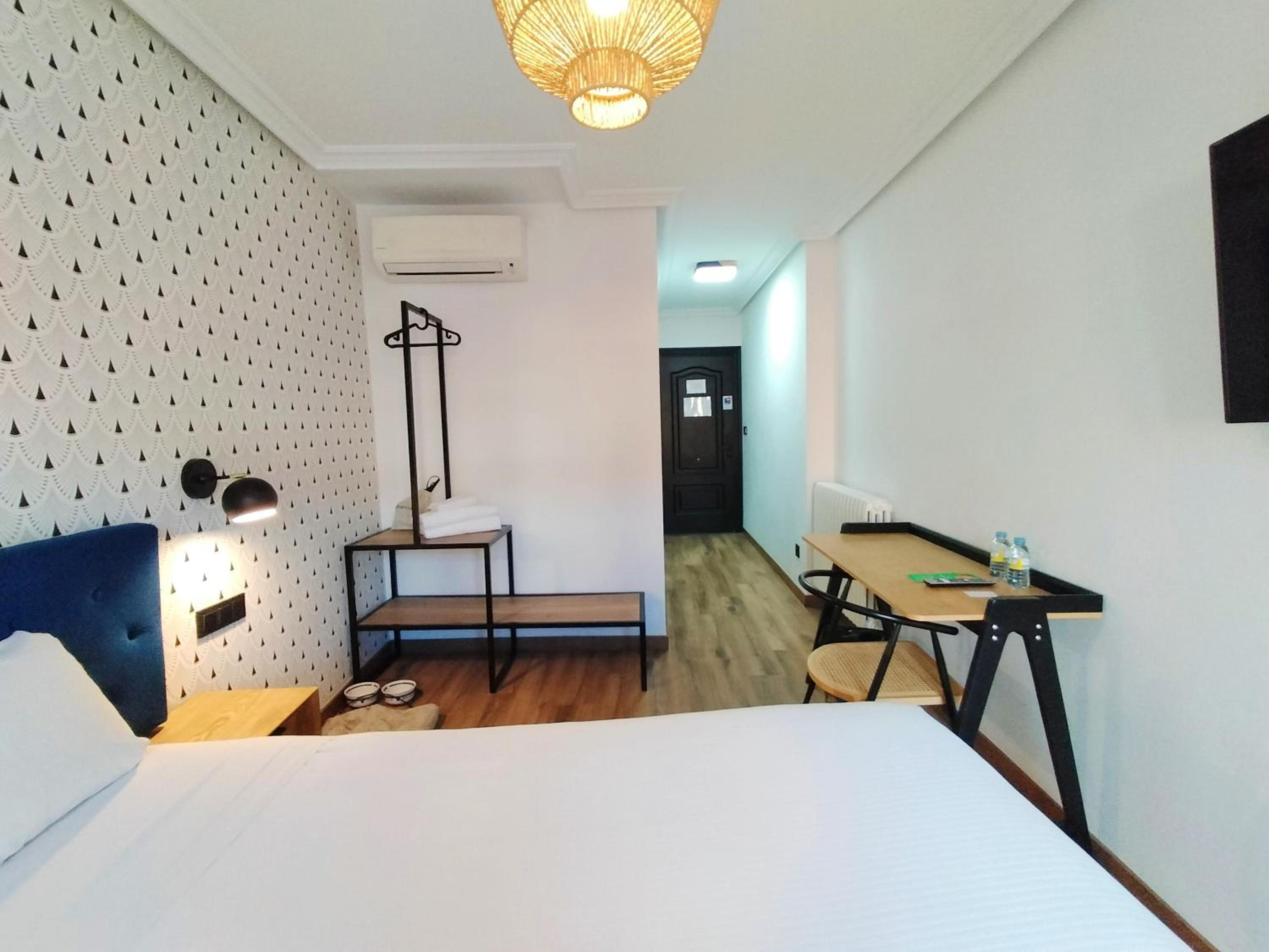 Double or Twin Room photo 2