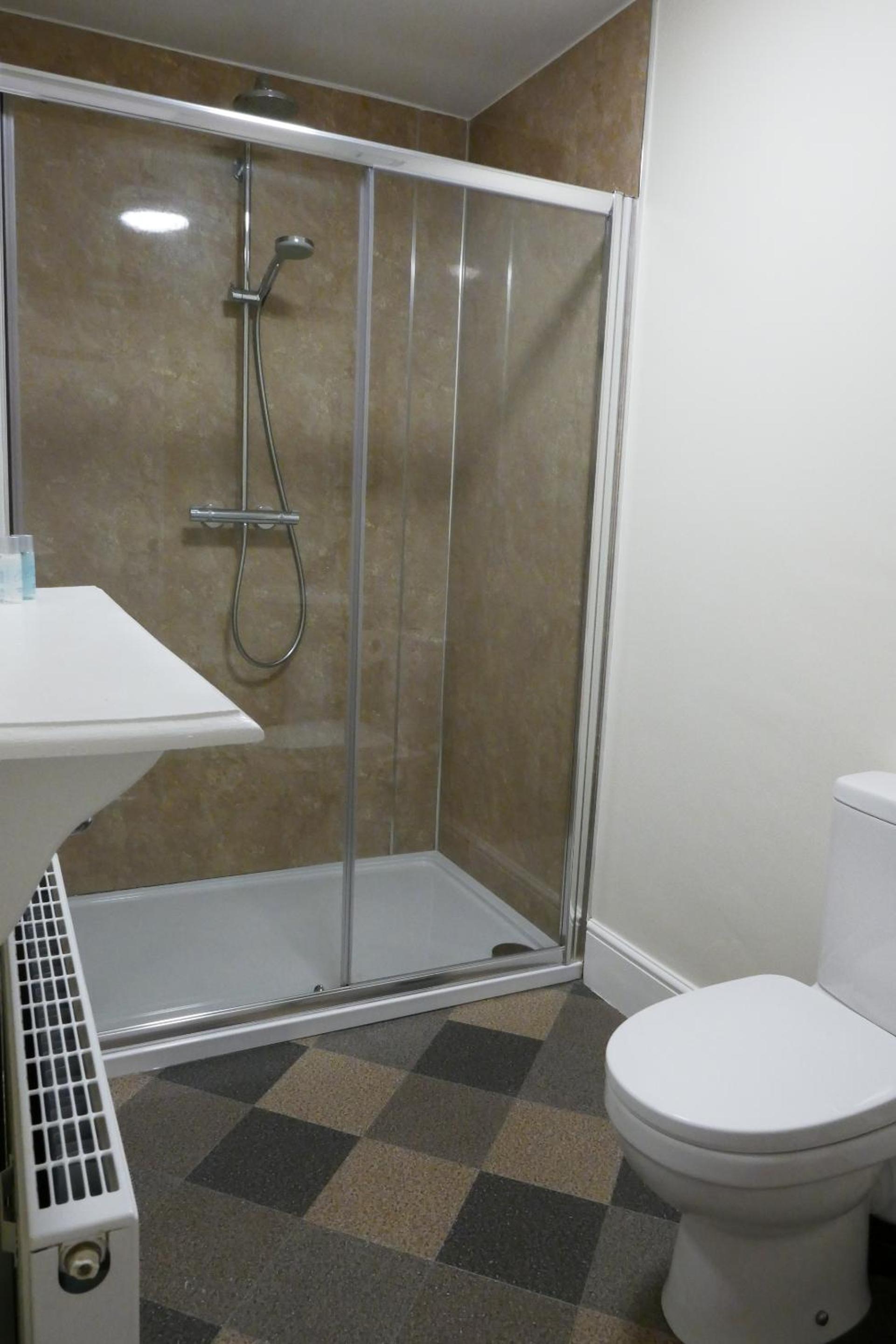 Superior Twin Room - Photo 5