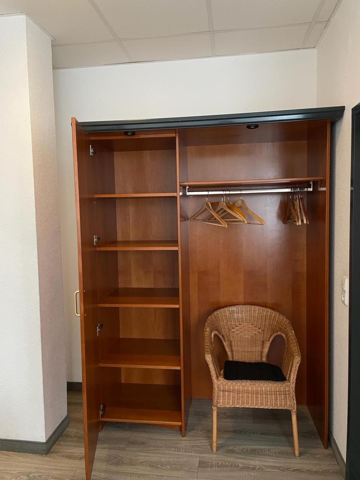 Standard Triple Room - Photo 1