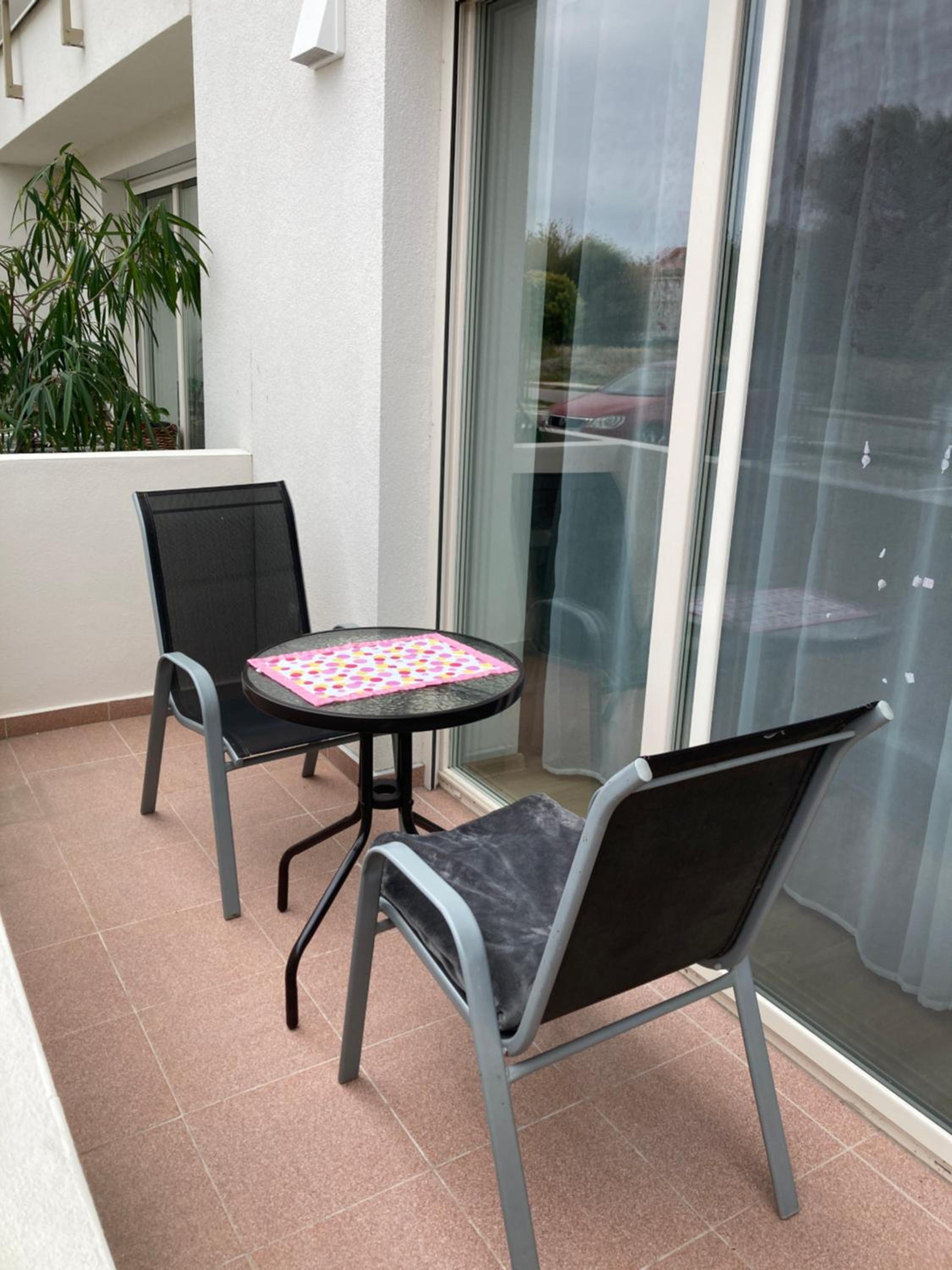 Apartment with Balcony photo 3