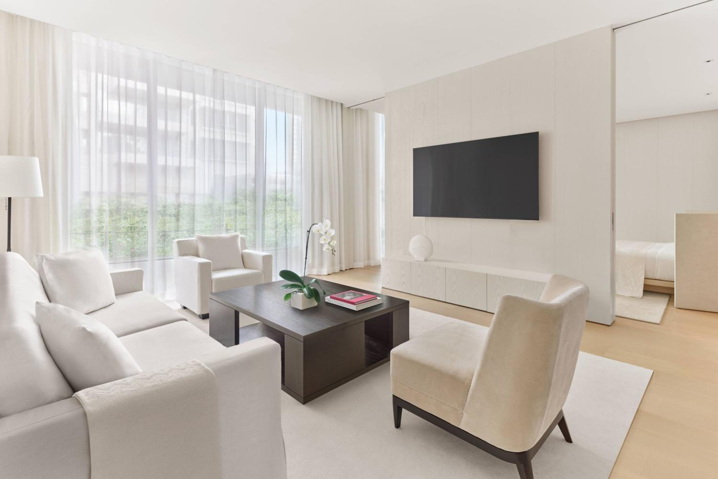 Garden Suite, 1 Bedroom Suite, 1 King, Top floor Garden Suite, 1 Bedroom Suite, 1 King, Top floor