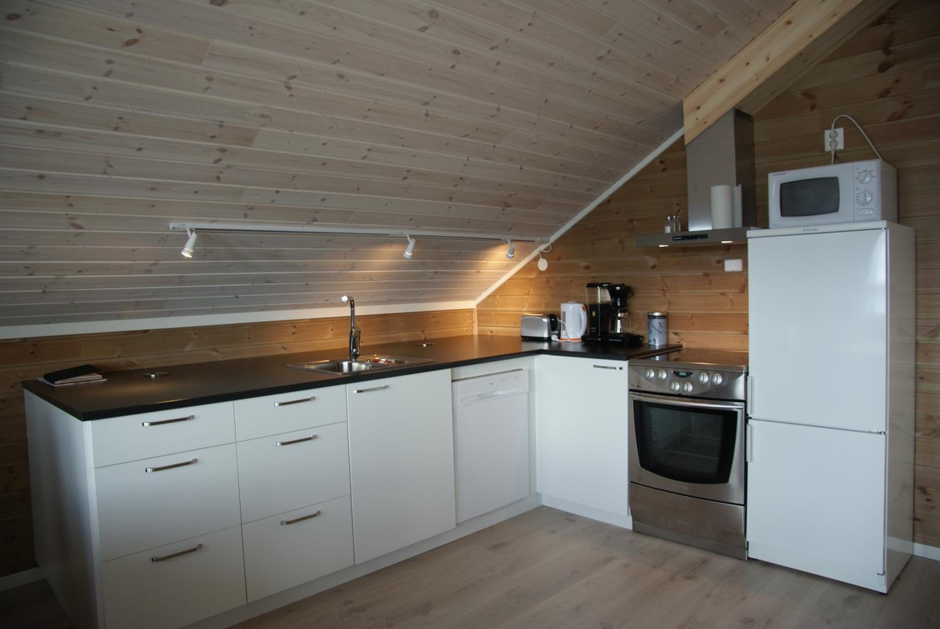 Two-Bedroom House photo 3
