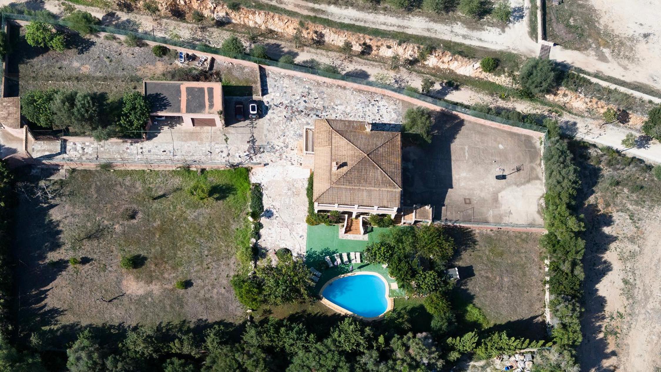 Villa photo 3