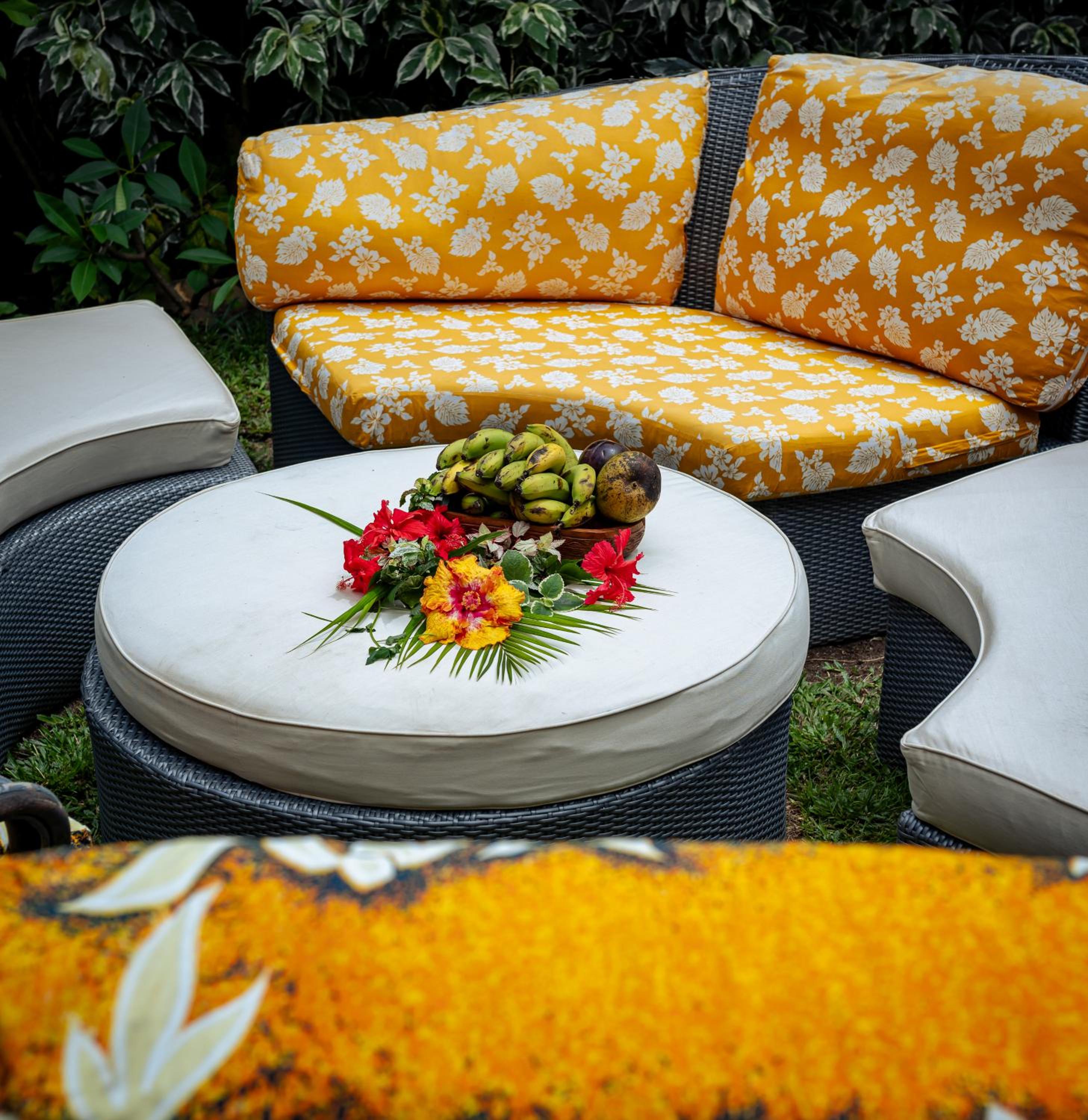 Family Room With Garden View photo 3