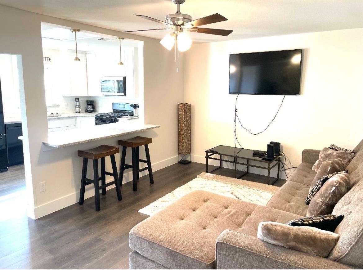 Three-Bedroom House photo 1