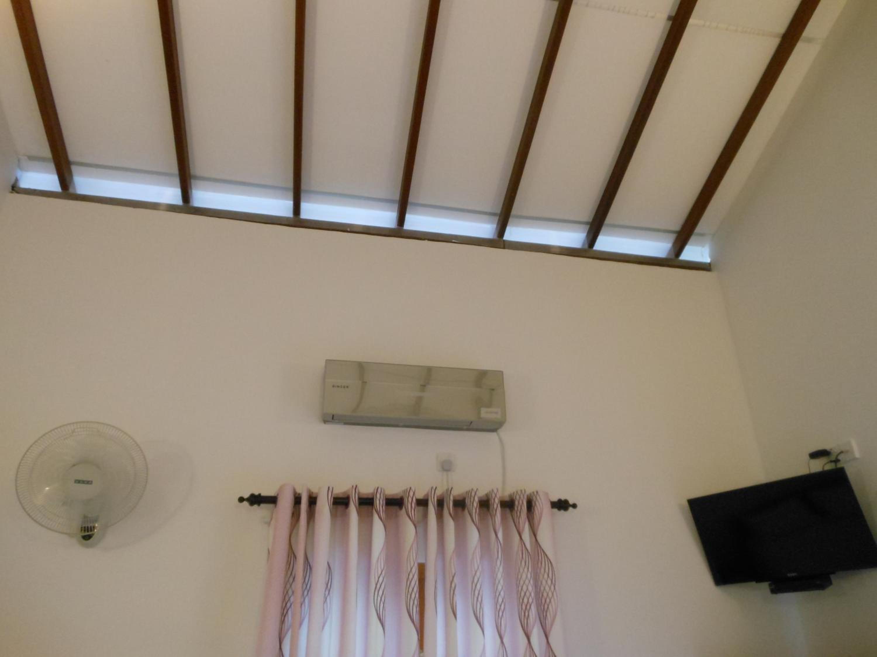 Quadruple Room with Mountain View