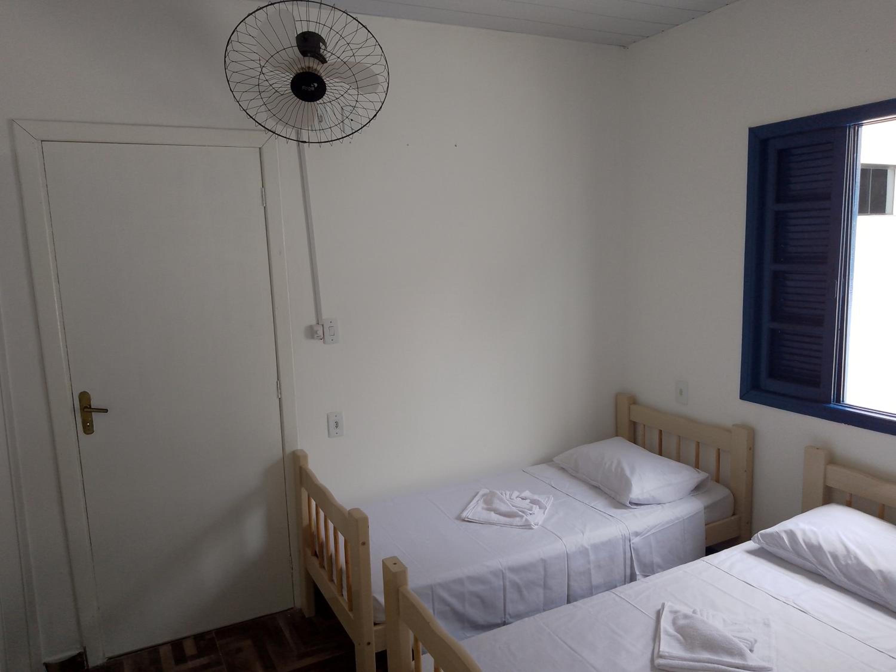 Triple Room with Private Bathroom photo 1