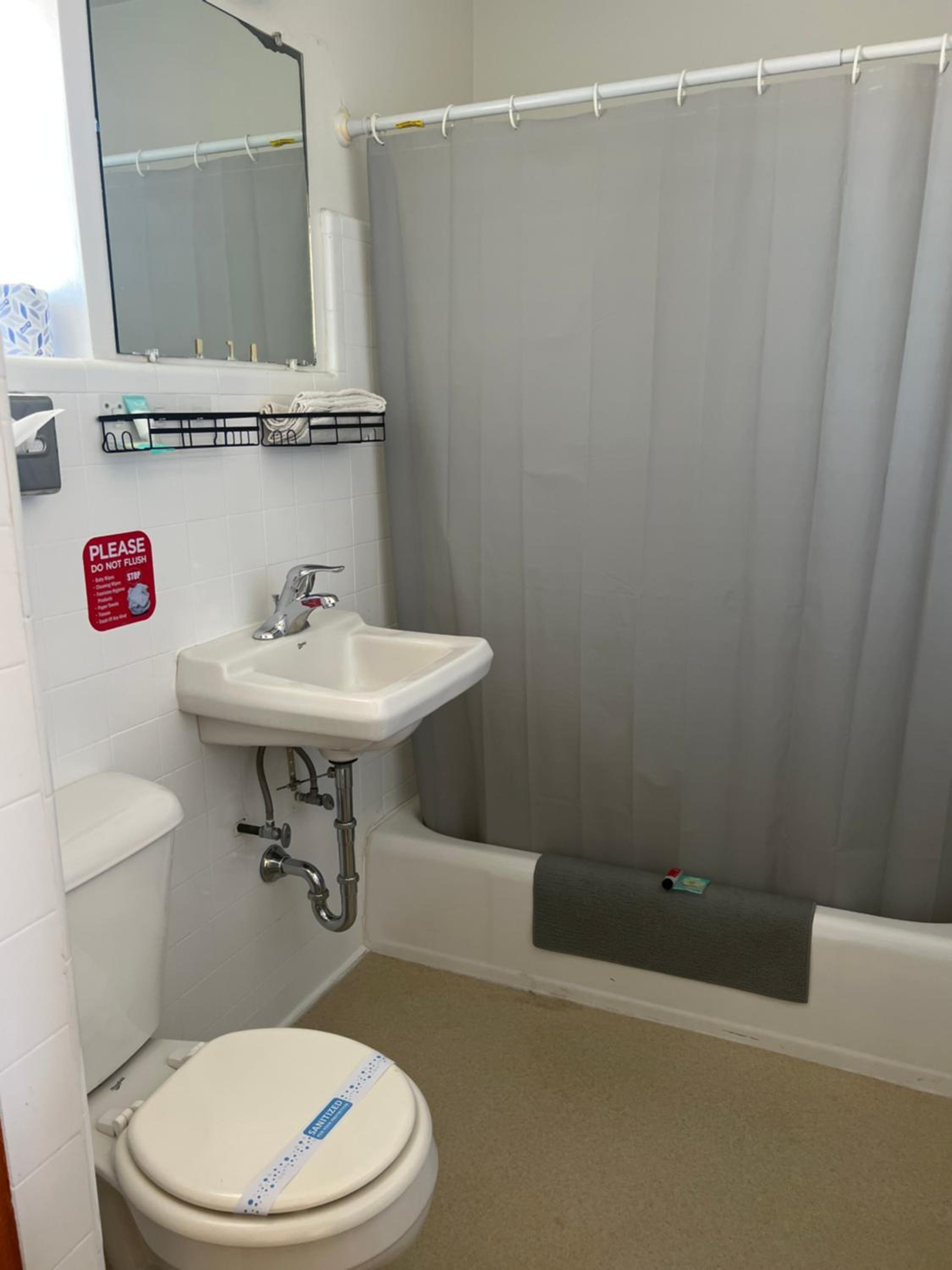 Standard Double Room photo 3