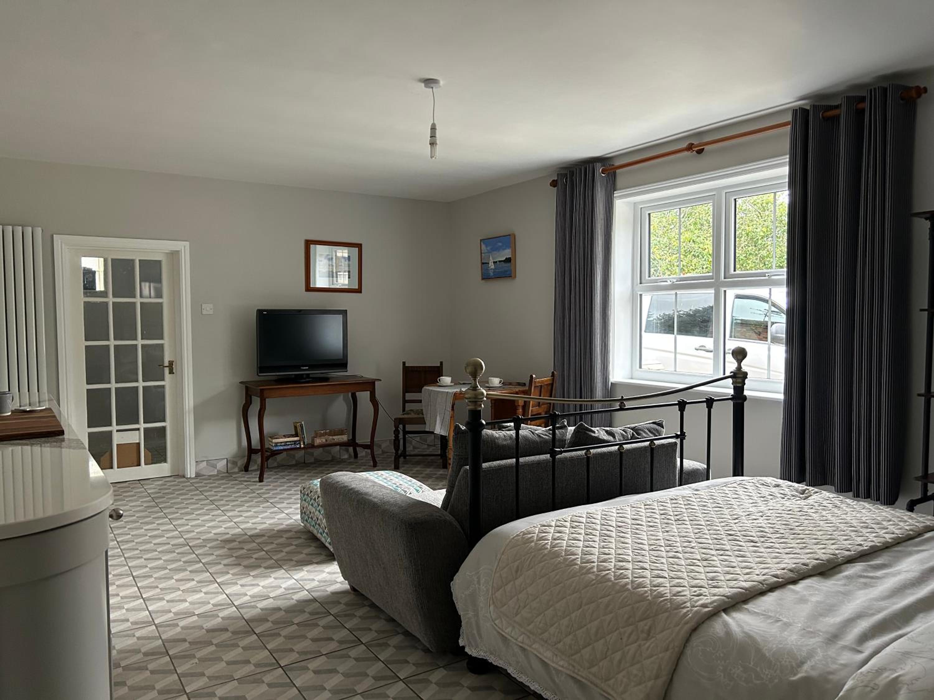 King Room with Garden View photo 3