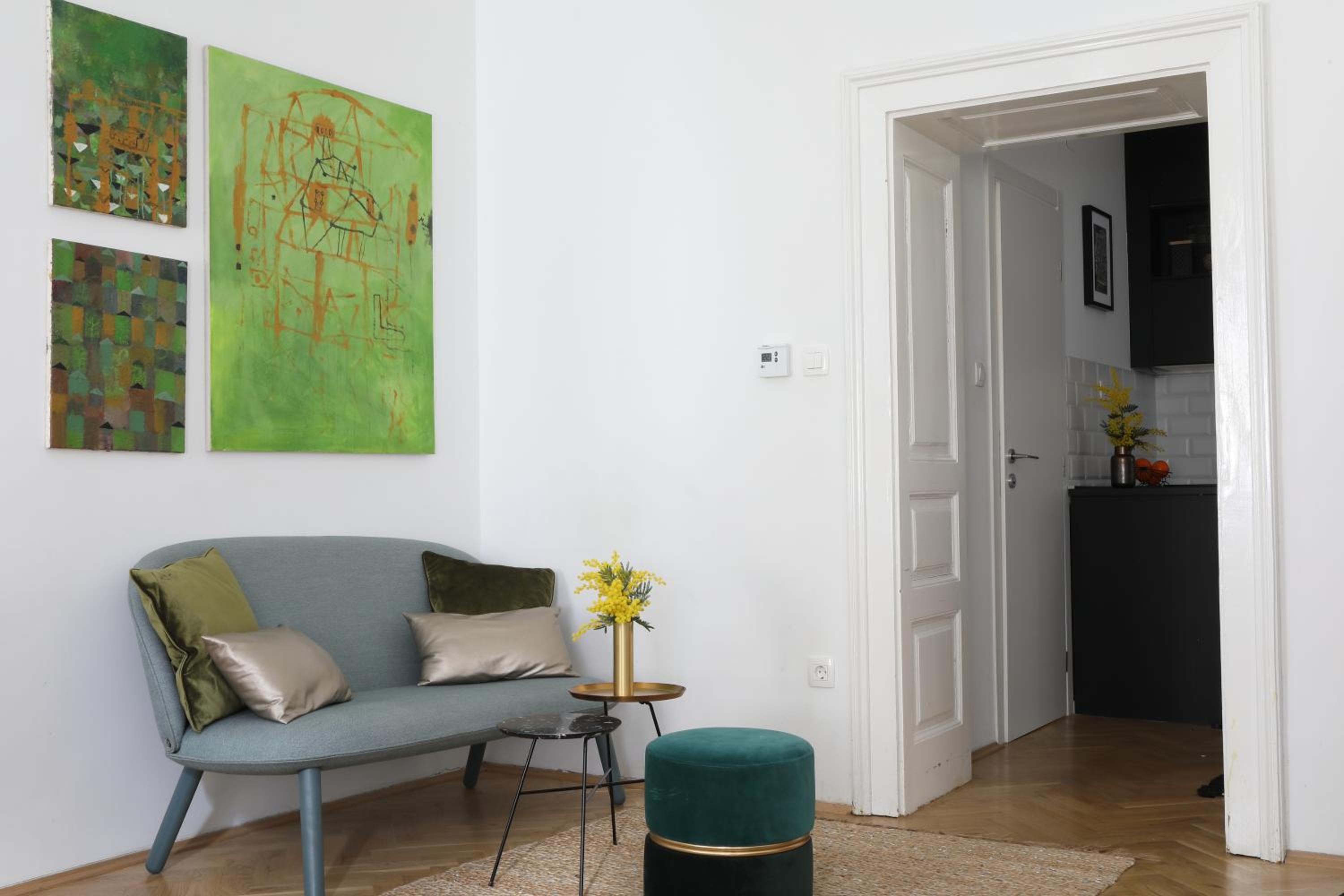 One-Bedroom Apartment - Photo 15